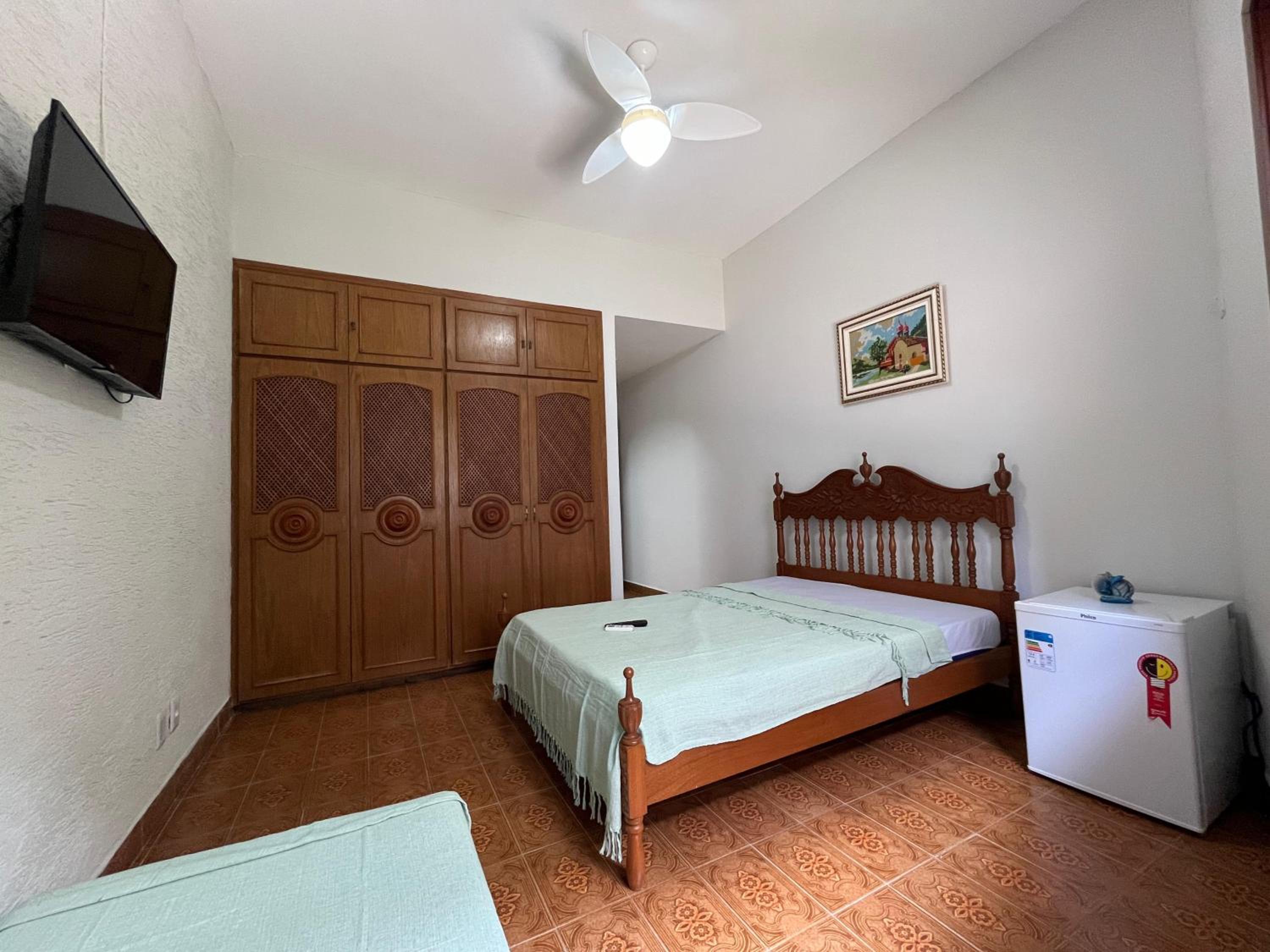 Quadruple Room with Private Bathroom