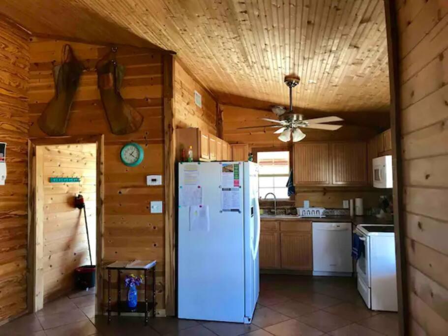 Two-Bedroom House photo 2