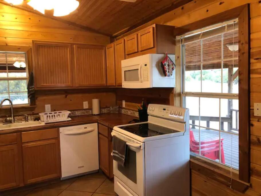Four-Bedroom House photo 1