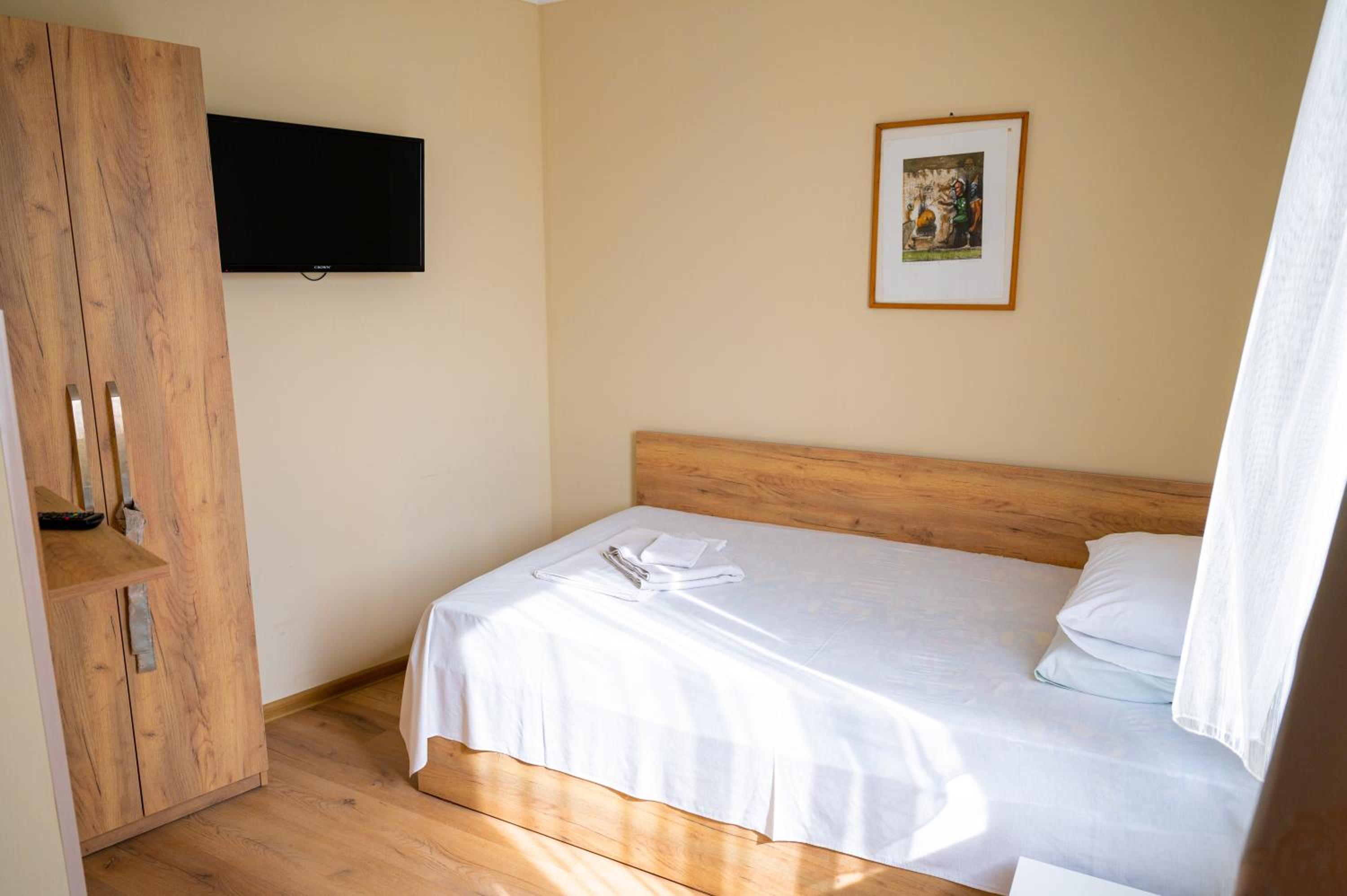Single Room photo 2