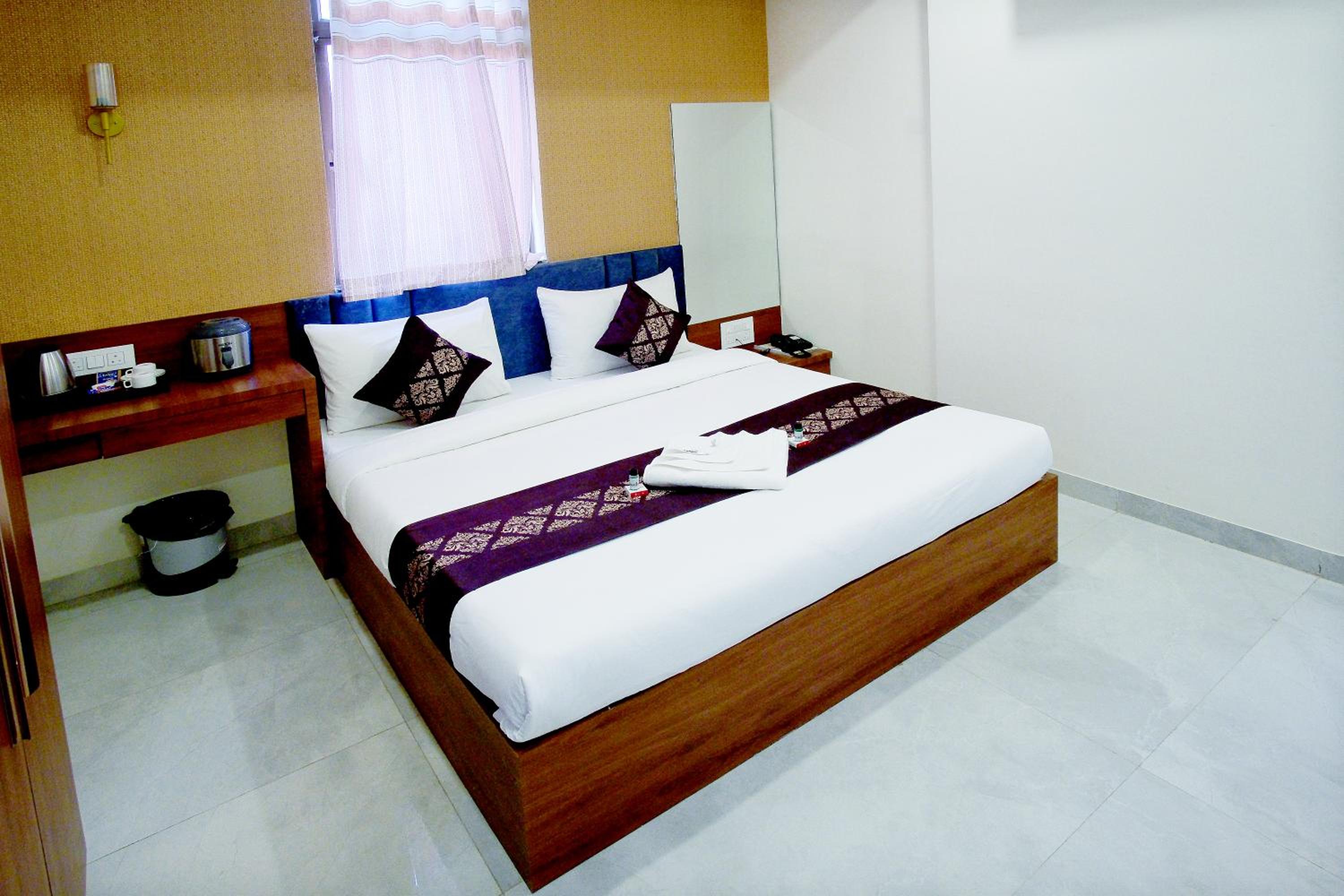 Deluxe Double or Twin Room - Photo 3
