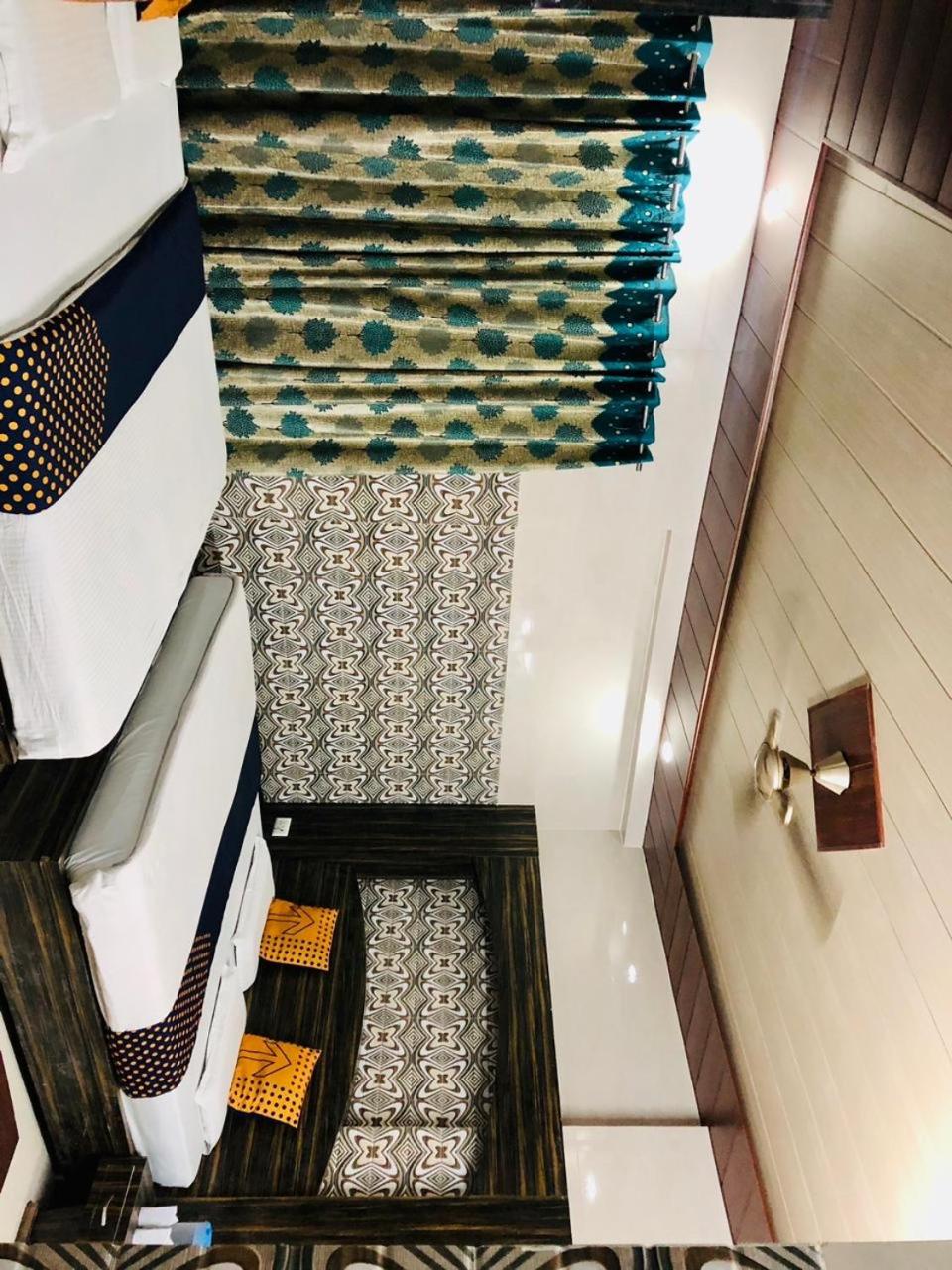 Double Or Twin Room photo 2