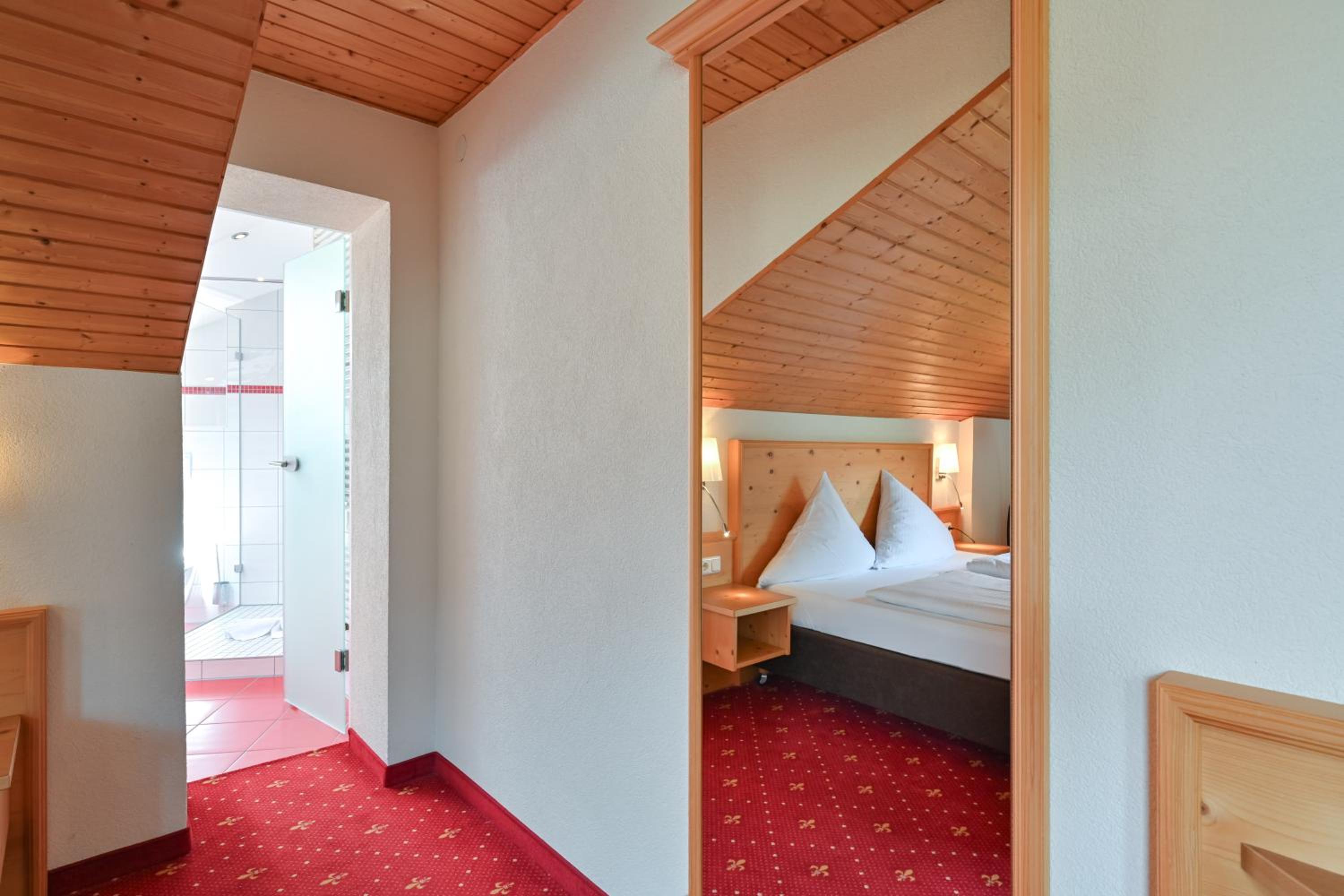 Superior Double Room - Photo 7