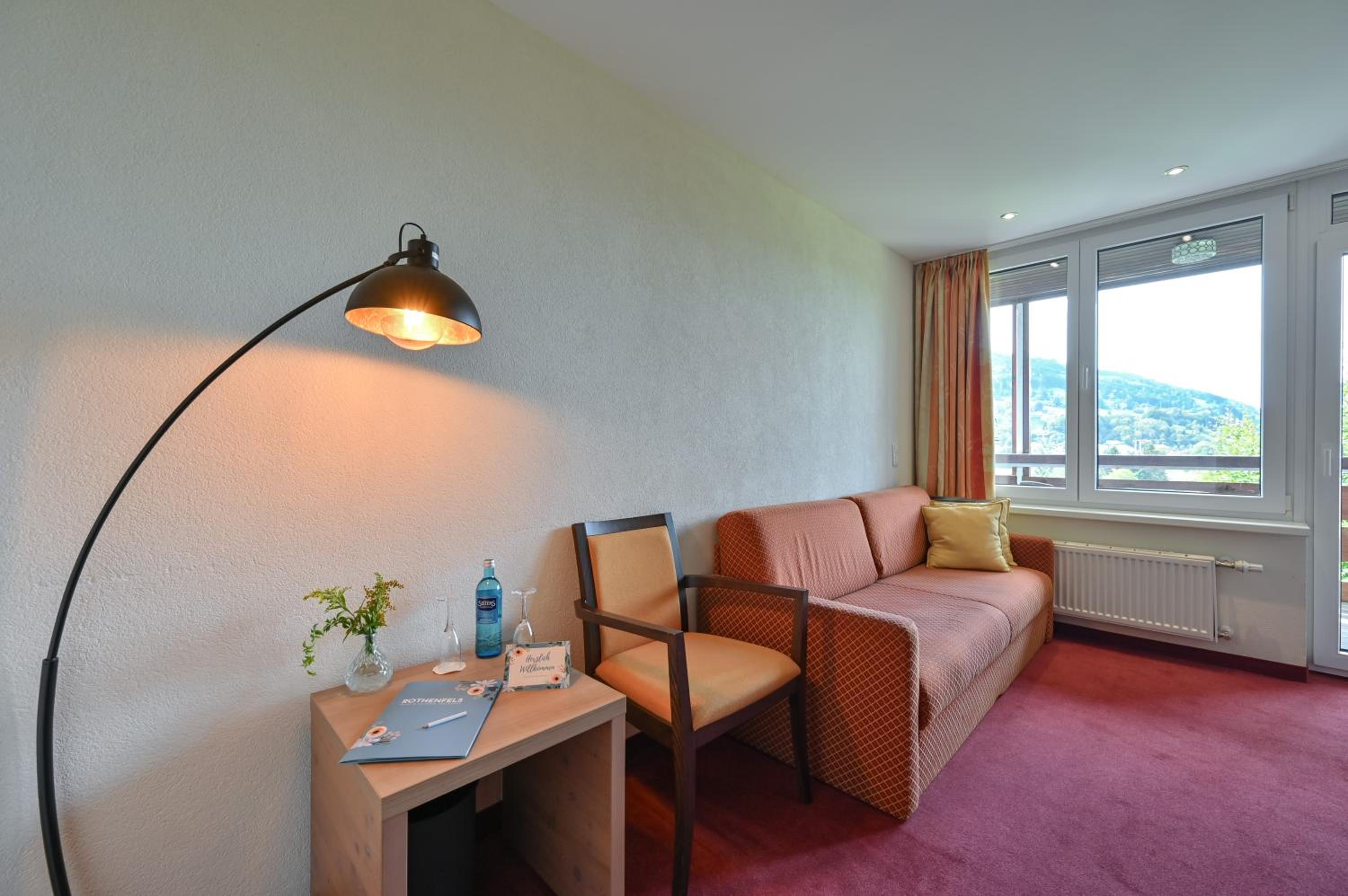 Suite with Lake View - Photo 6