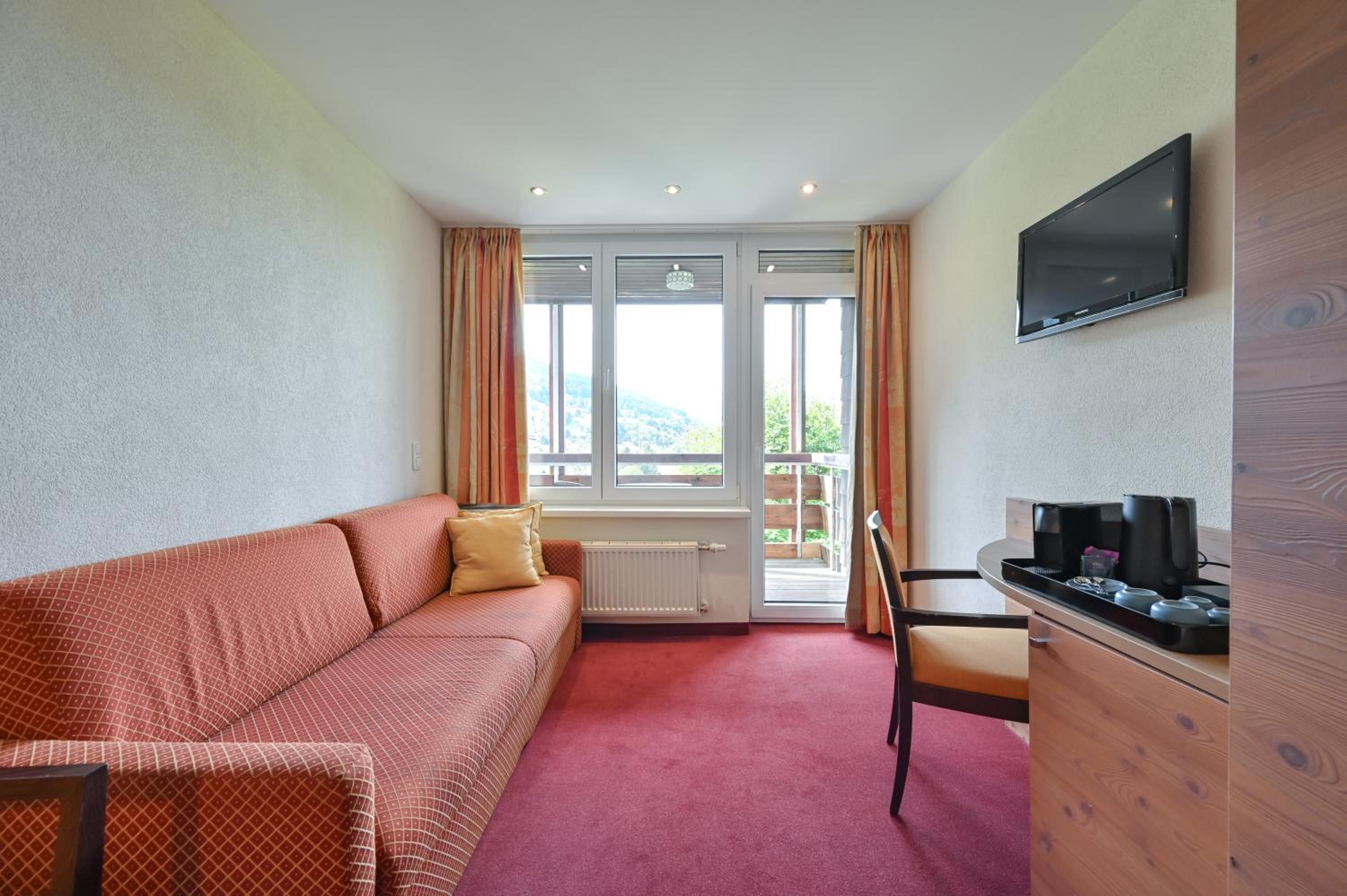 Suite with Lake View - Photo 5