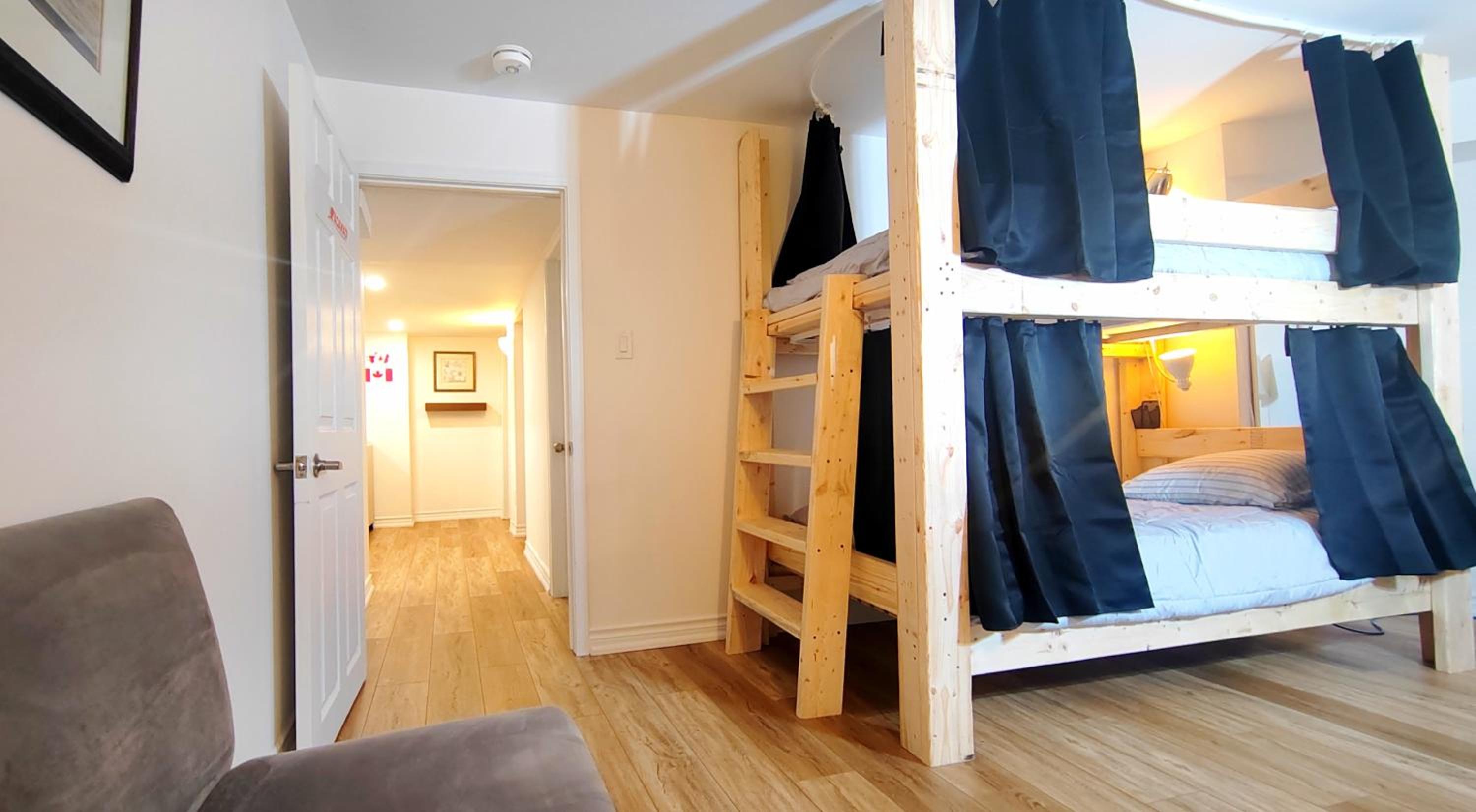 Bunk Bed In Mixed Dormitory Room photo 3
