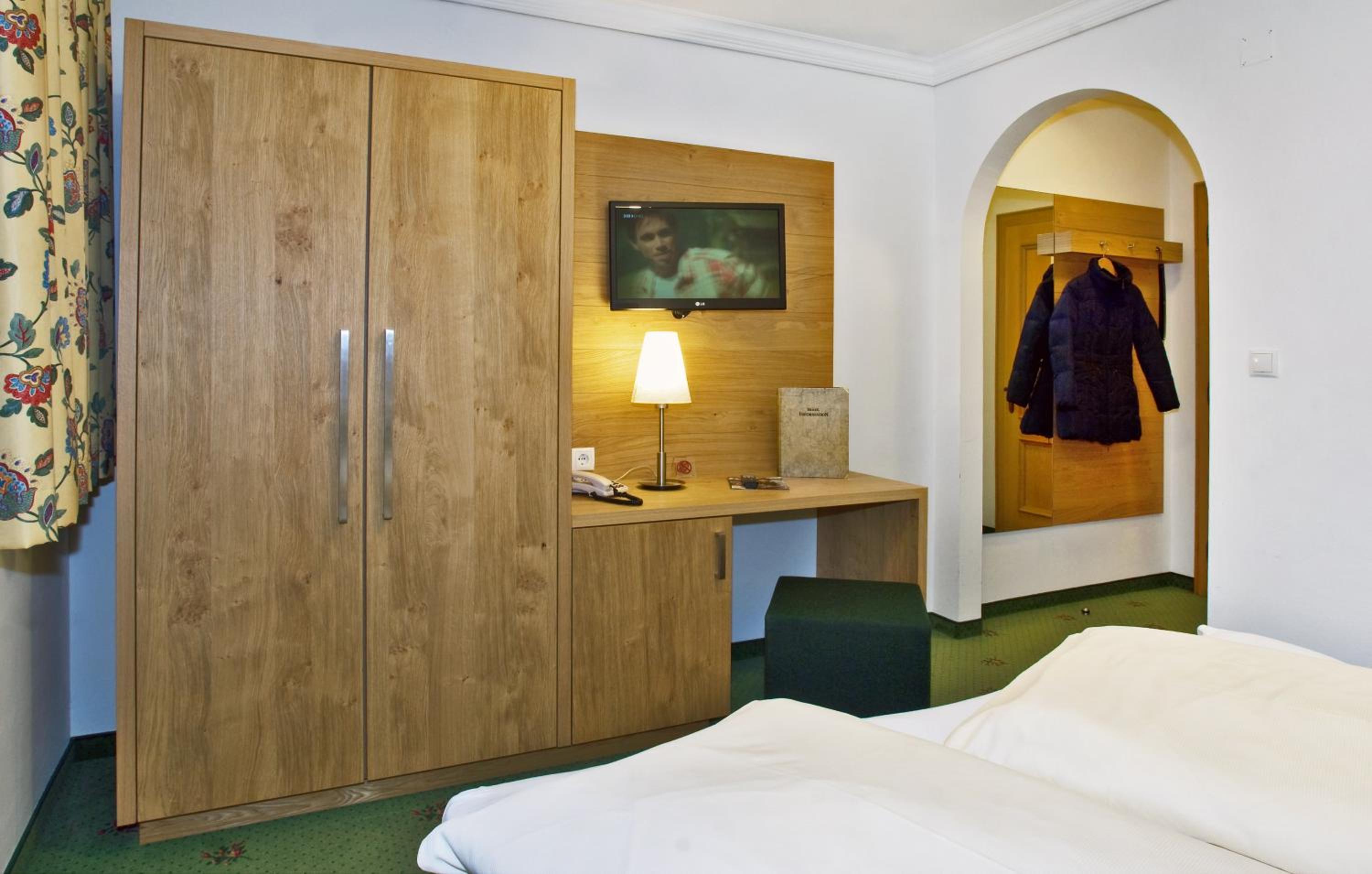 Double Room - Photo 1