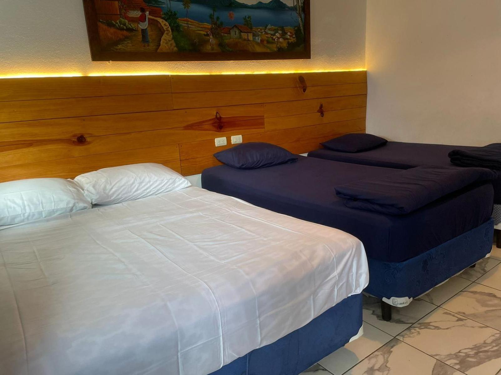 Triple Room with Bathroom photo 2