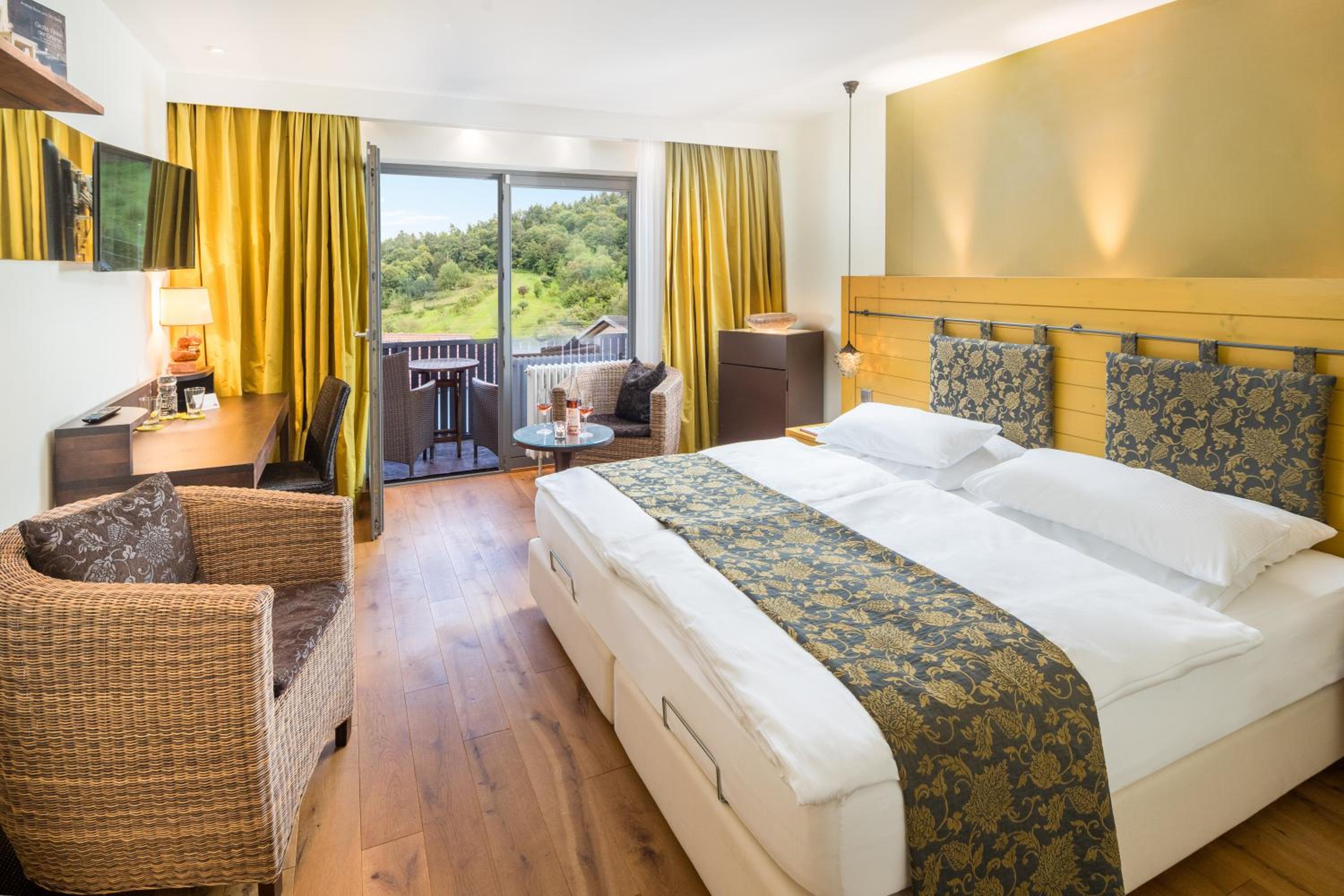 Superior Double Room - Photo 1