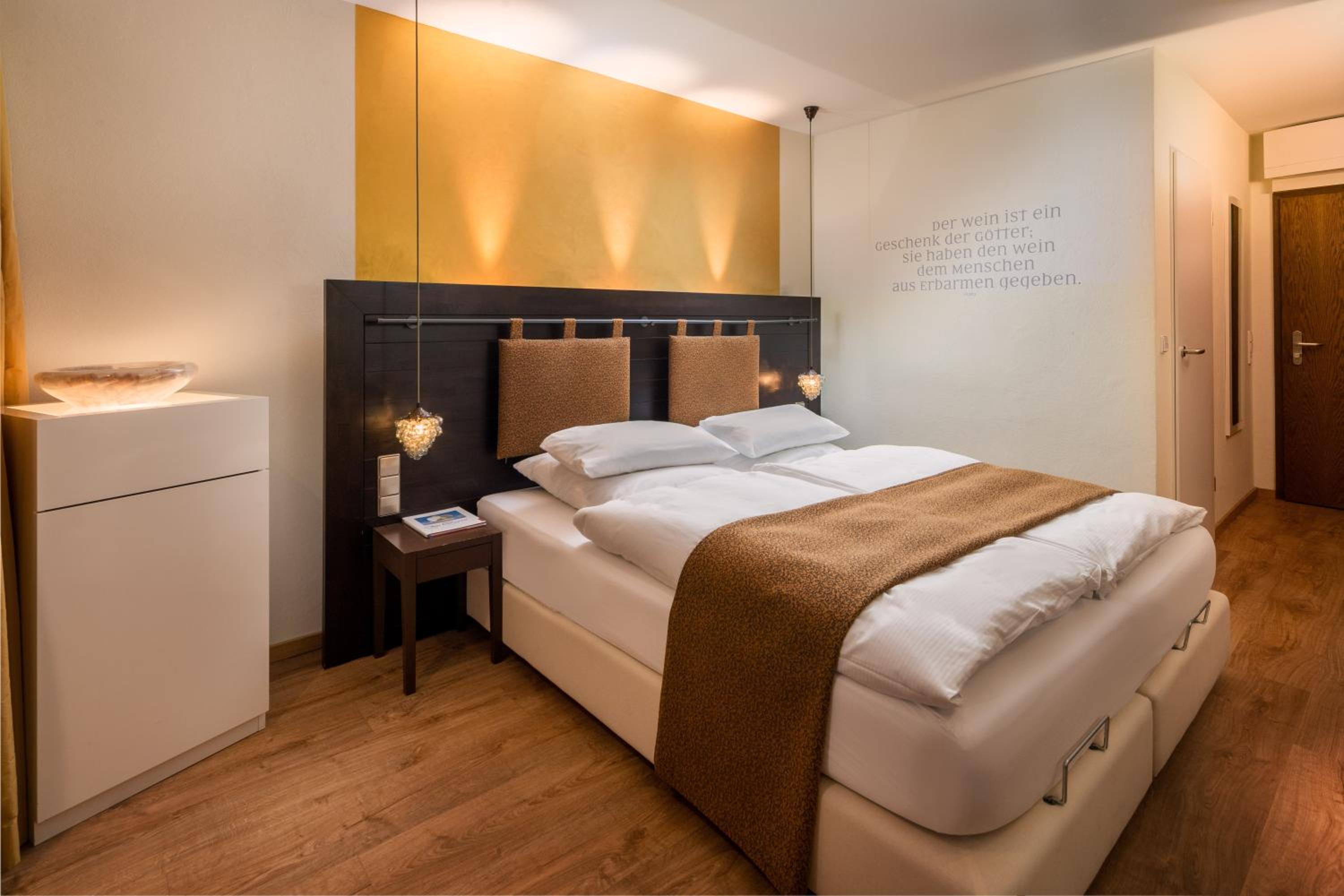 Superior Double Room - Photo 8
