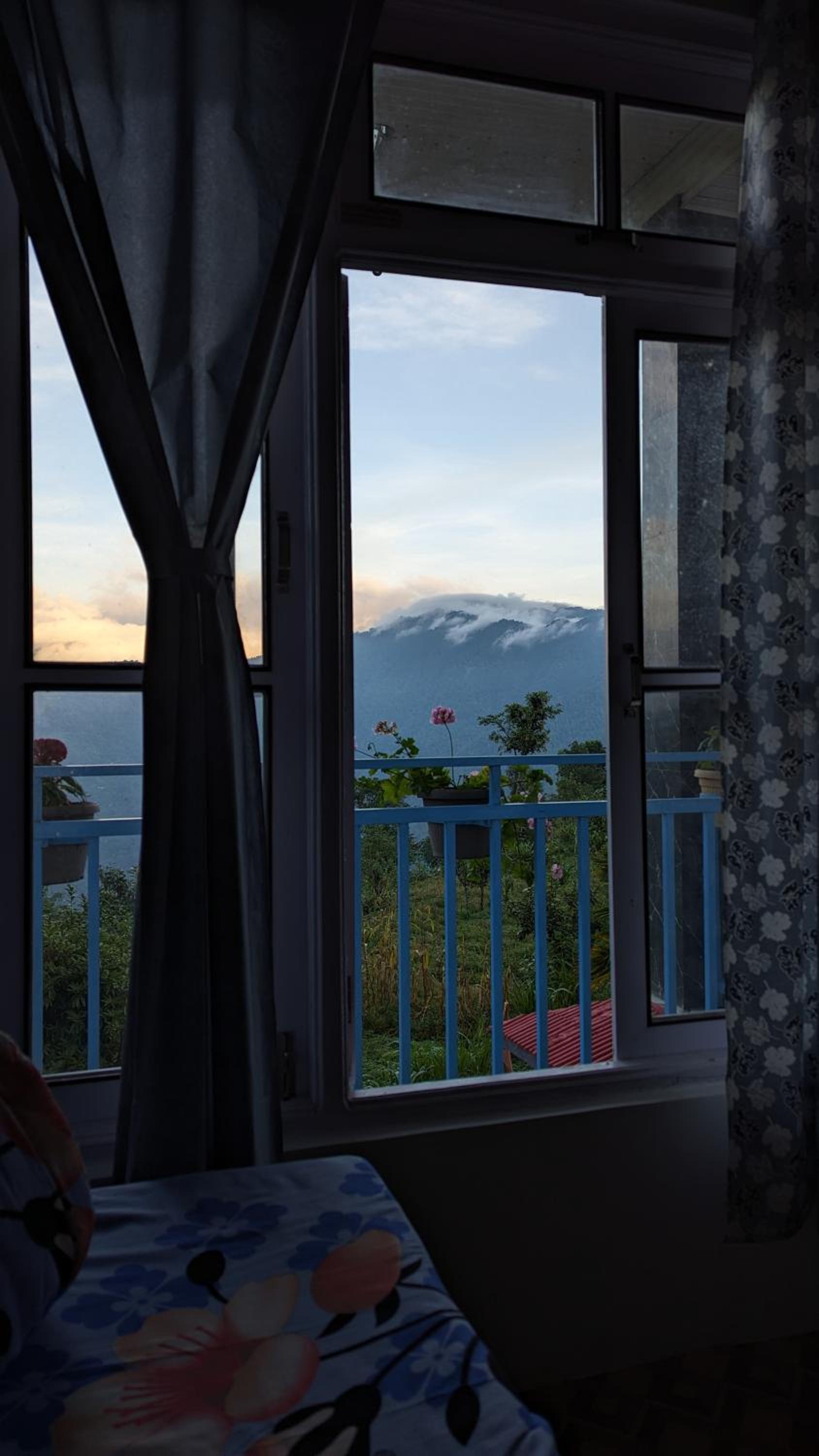 Deluxe Triple Room photo 2