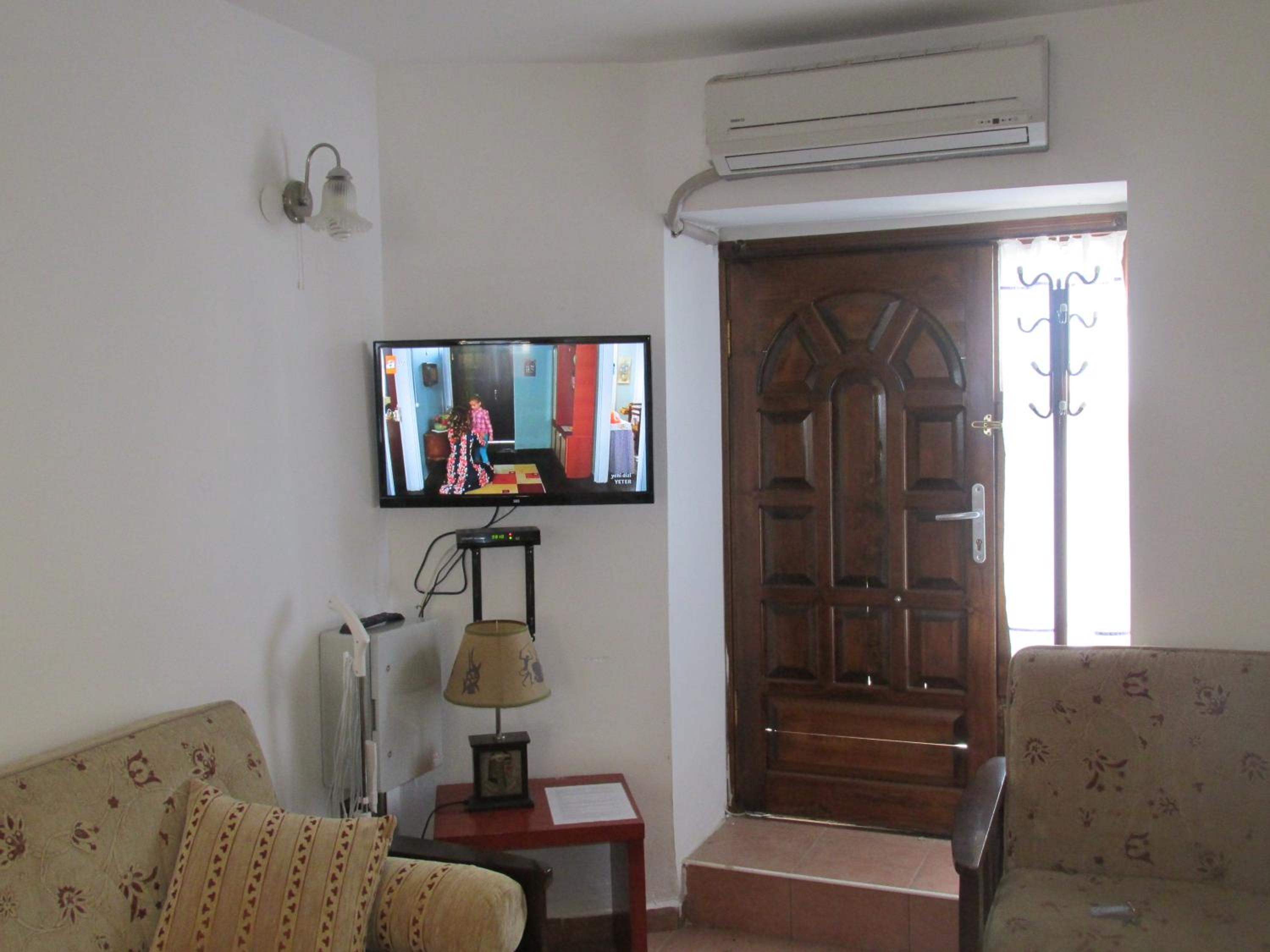 Two-Bedroom Apartment (4 Adults) photo 1