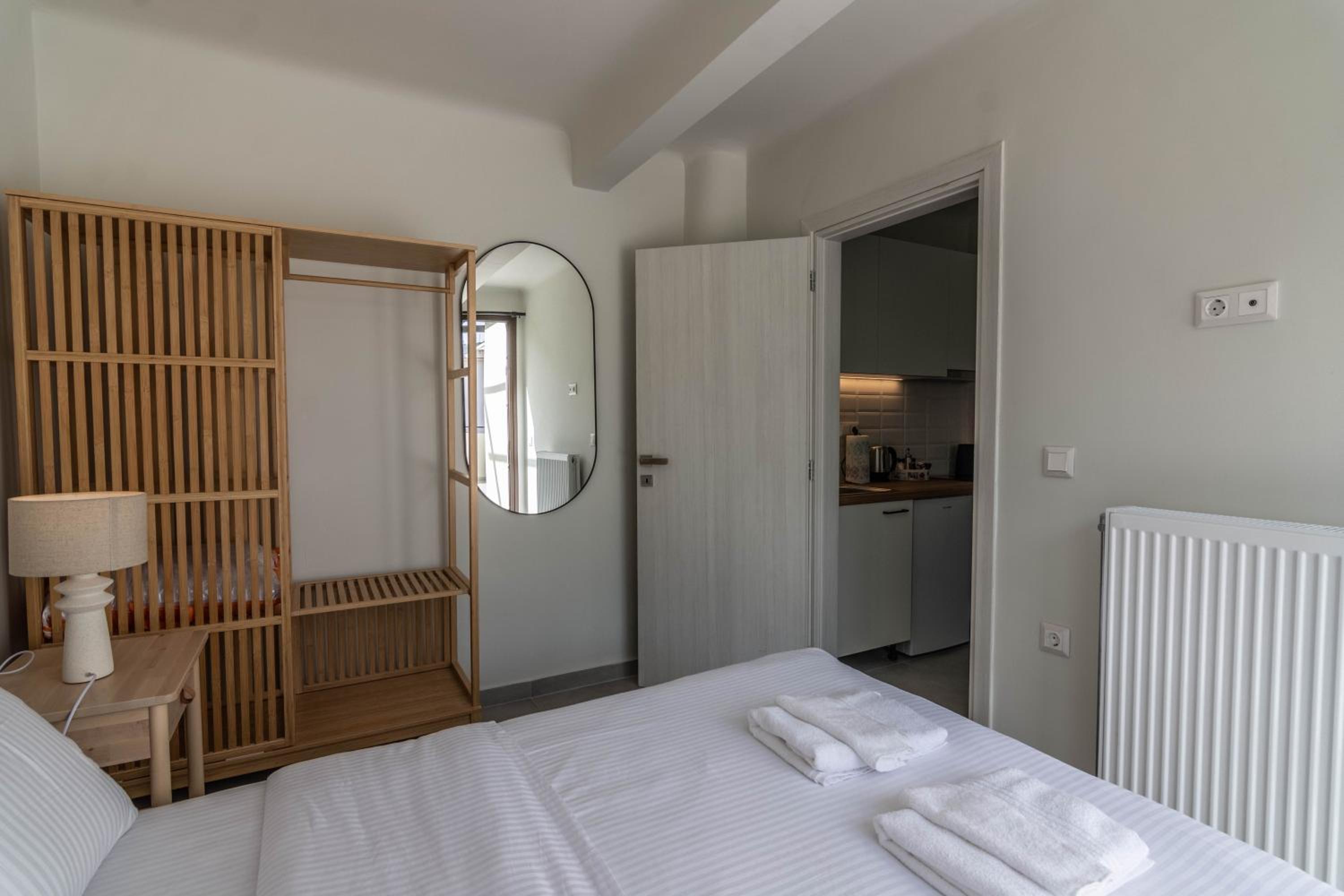 Two-Bedroom Deluxe Apartment with Garden View photo 3