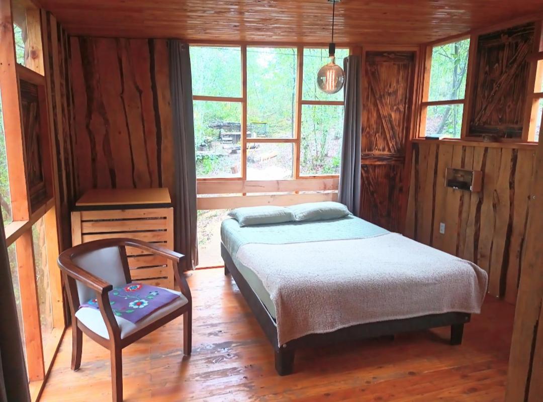 One-Bedroom House photo 3