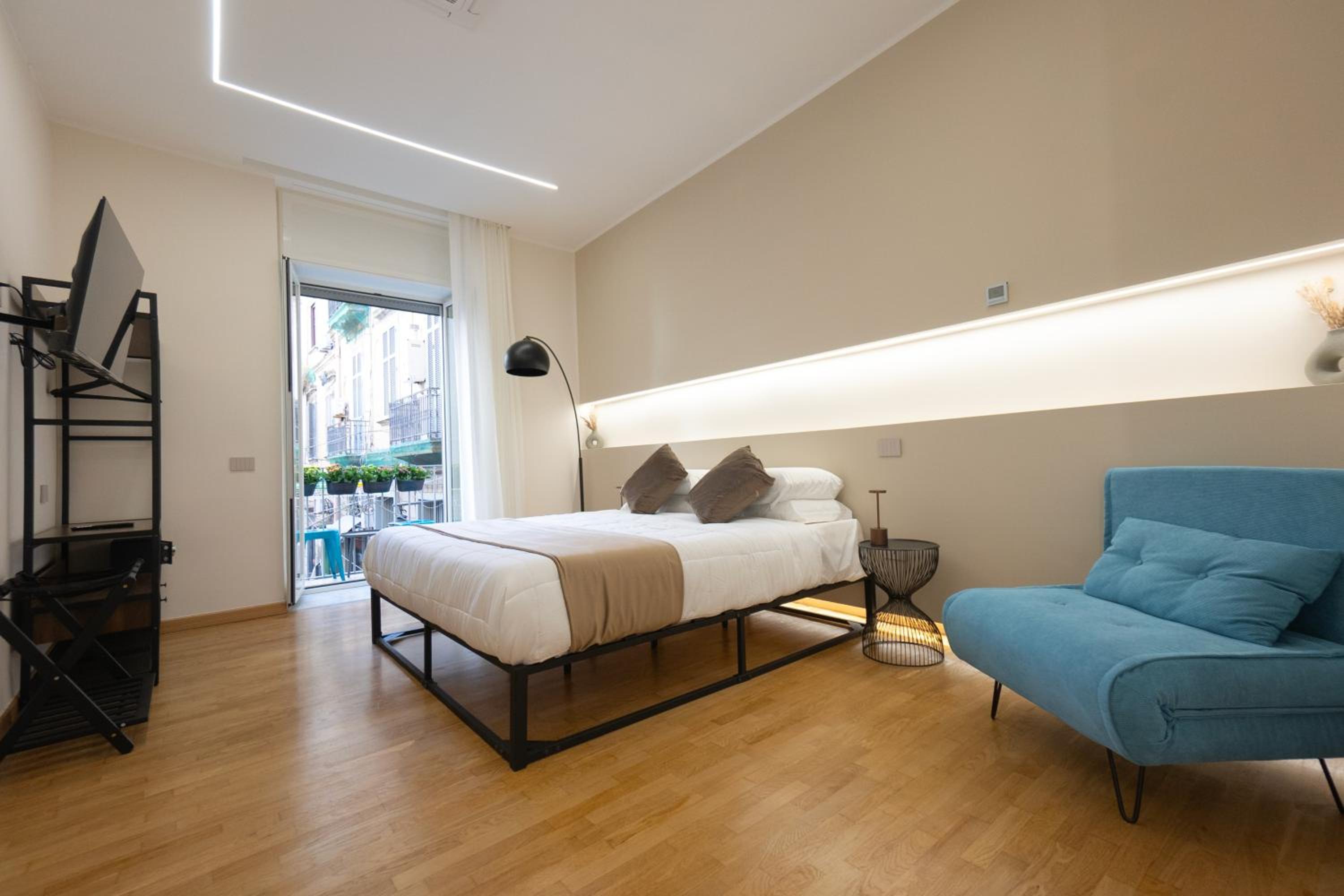 One-Bedroom Apartment