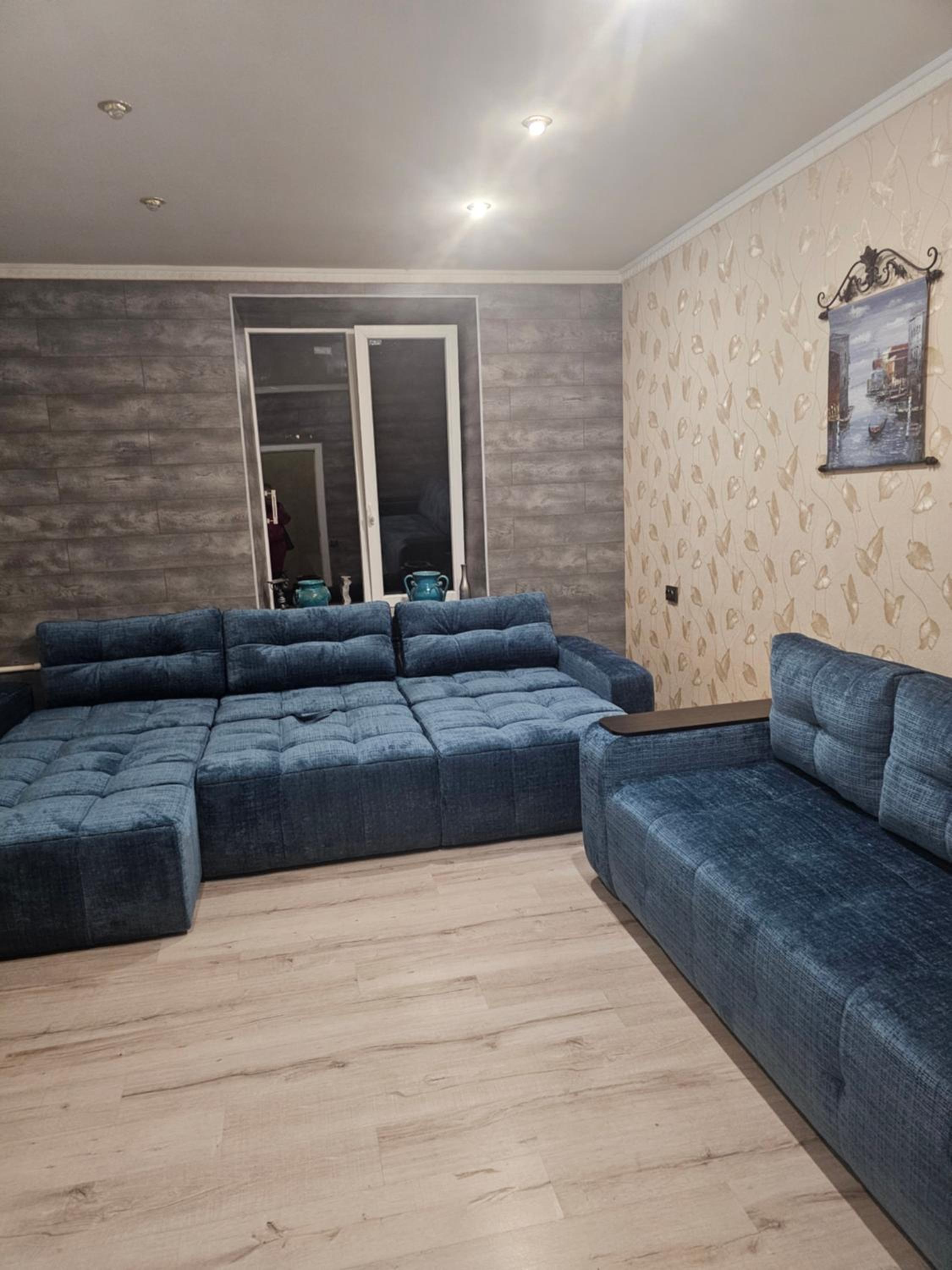Apartment photo 1