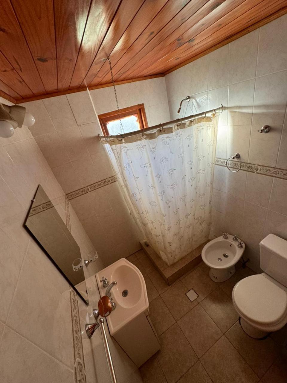 Three-Bedroom Townhouse photo 3