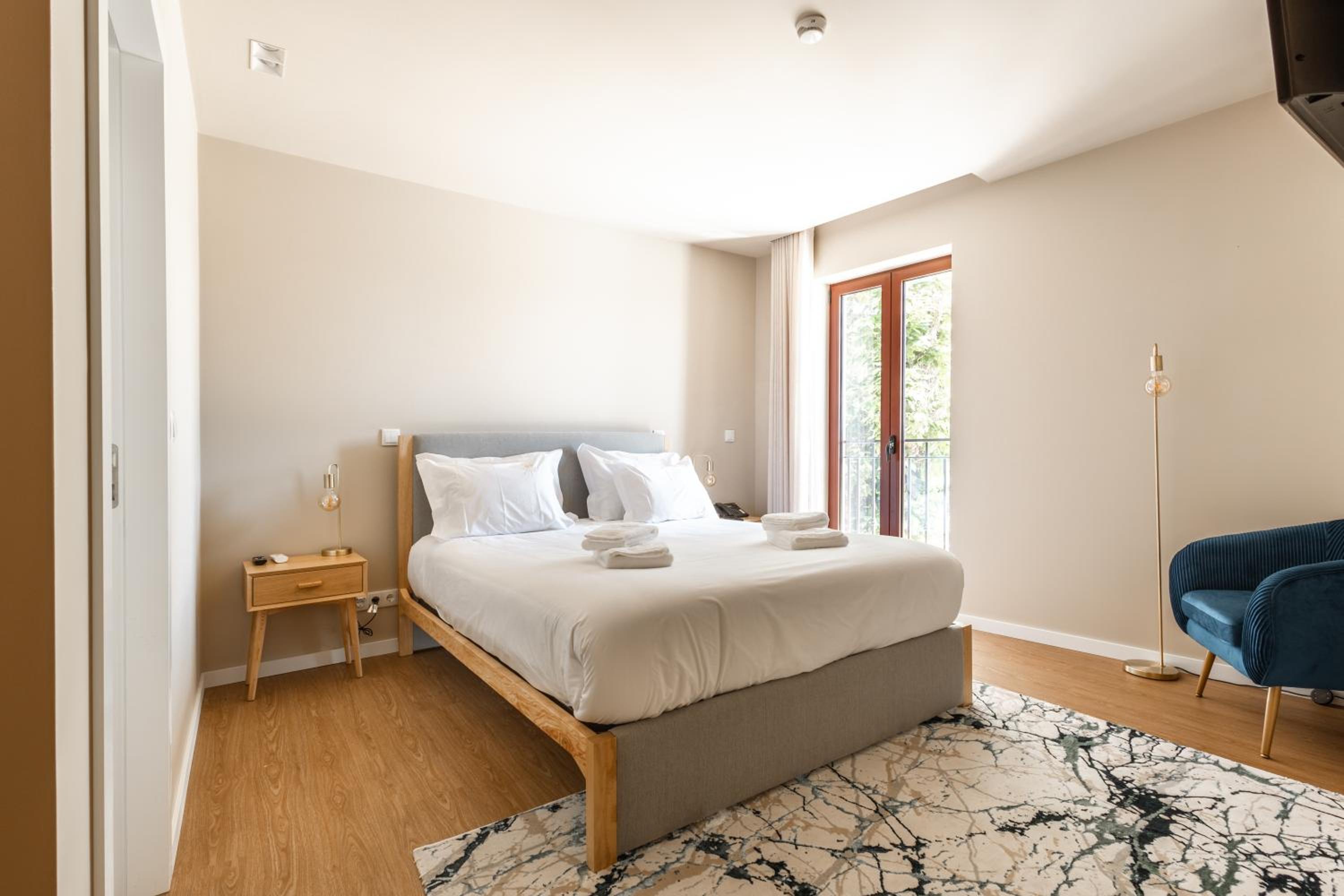 Double Room with Mountain View