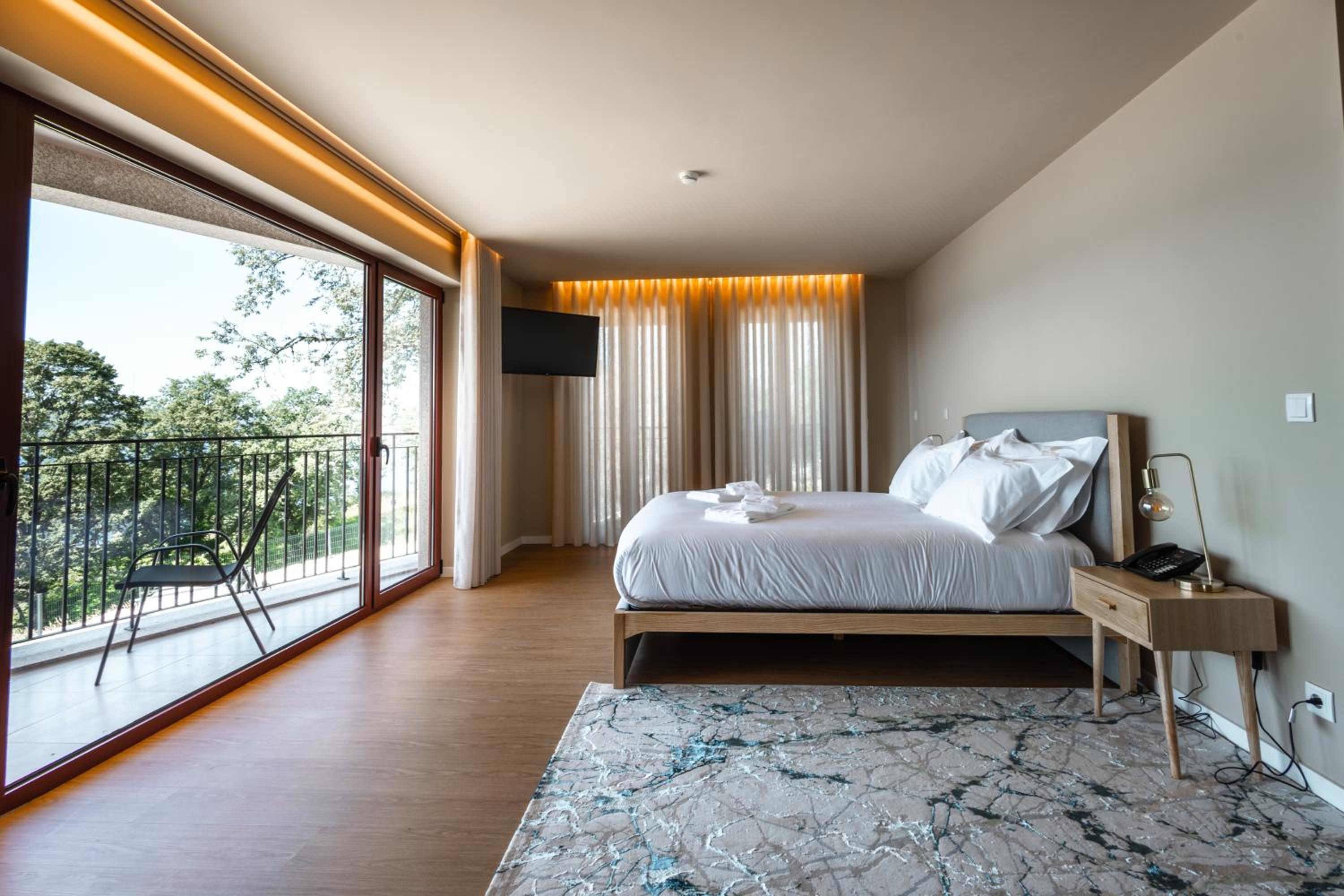 Double Room with Lake View