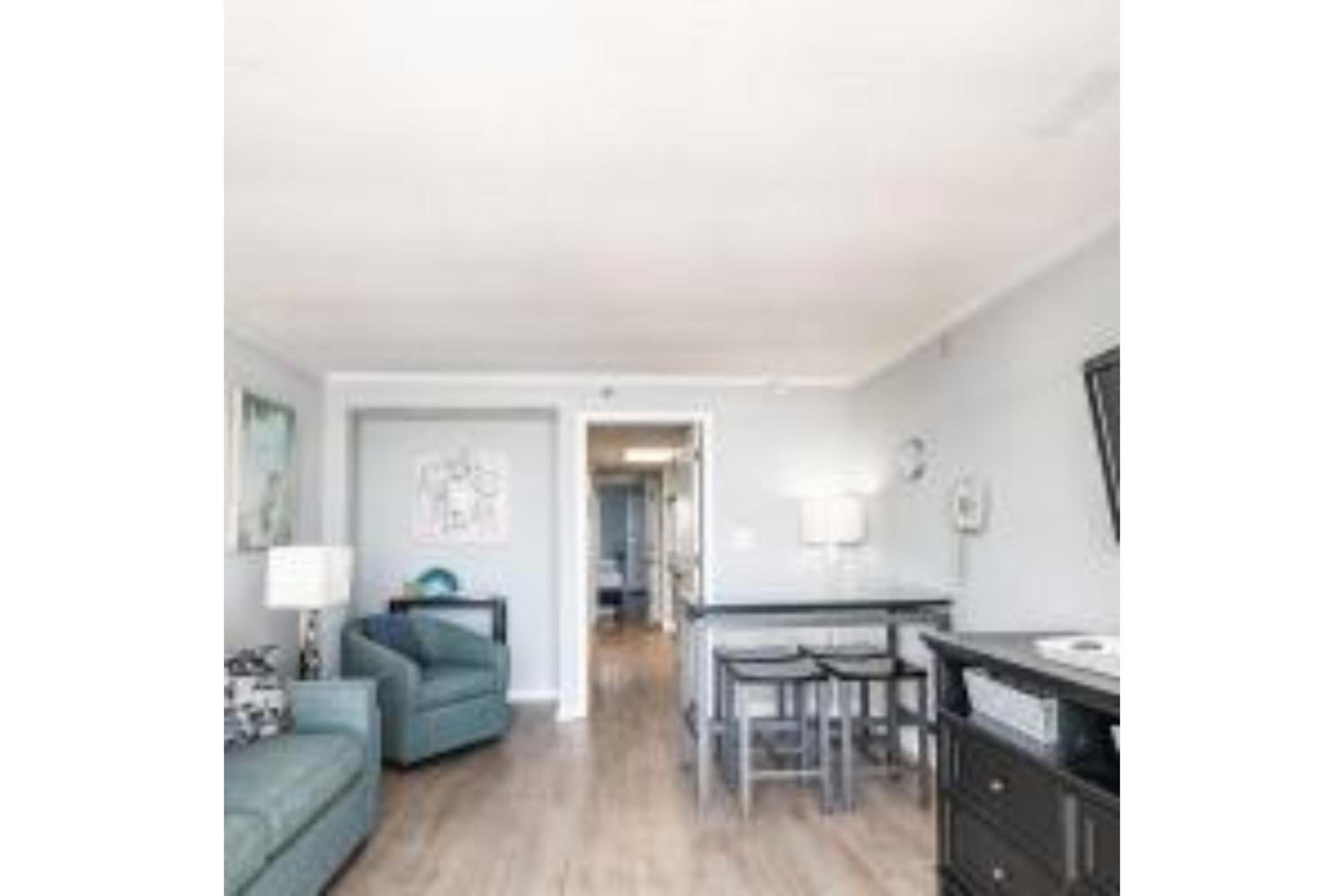 Bridgewater Oceanfront Deluxe Suite - Photo 5