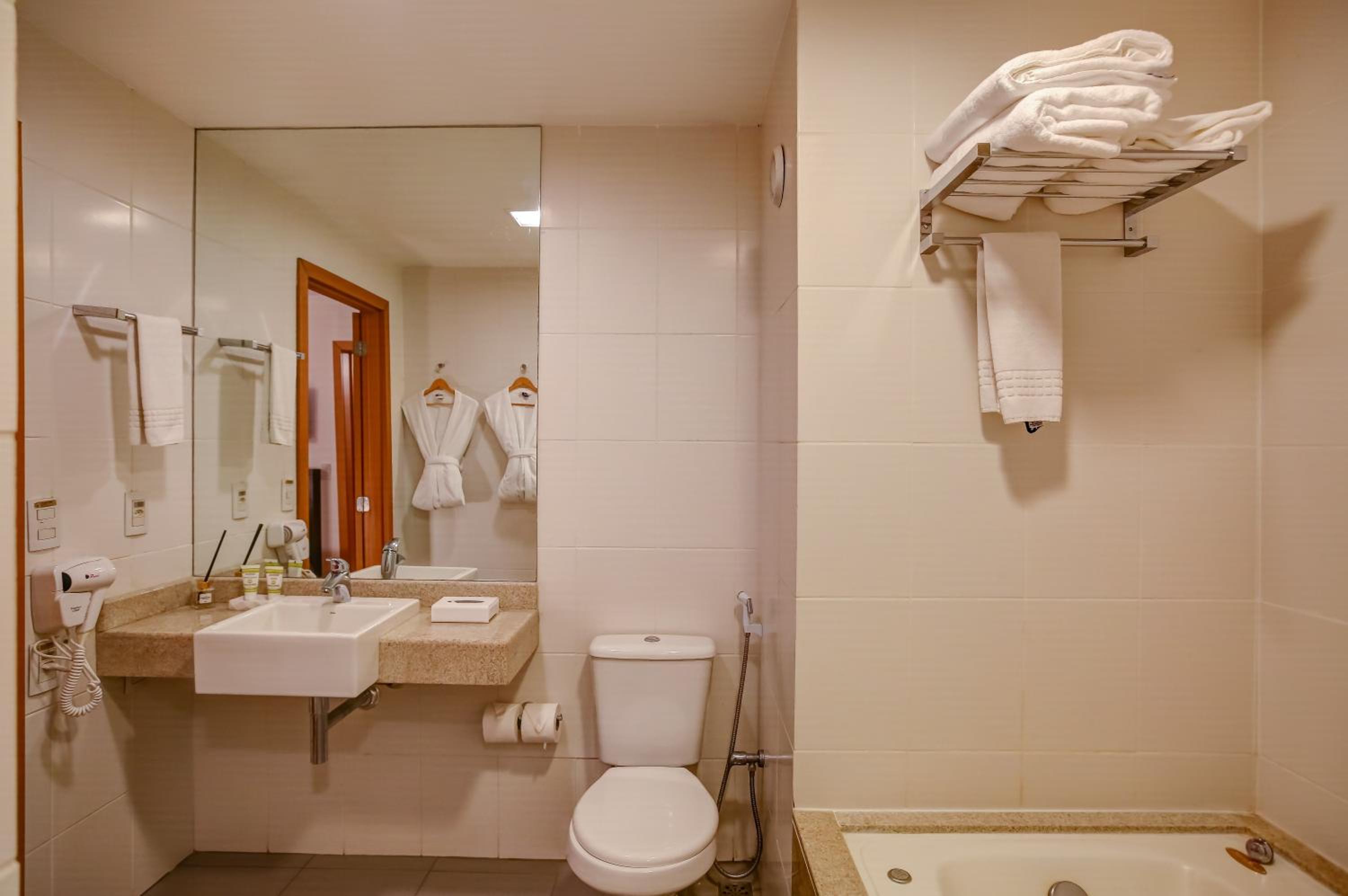 Executive Double Room - Photo 6