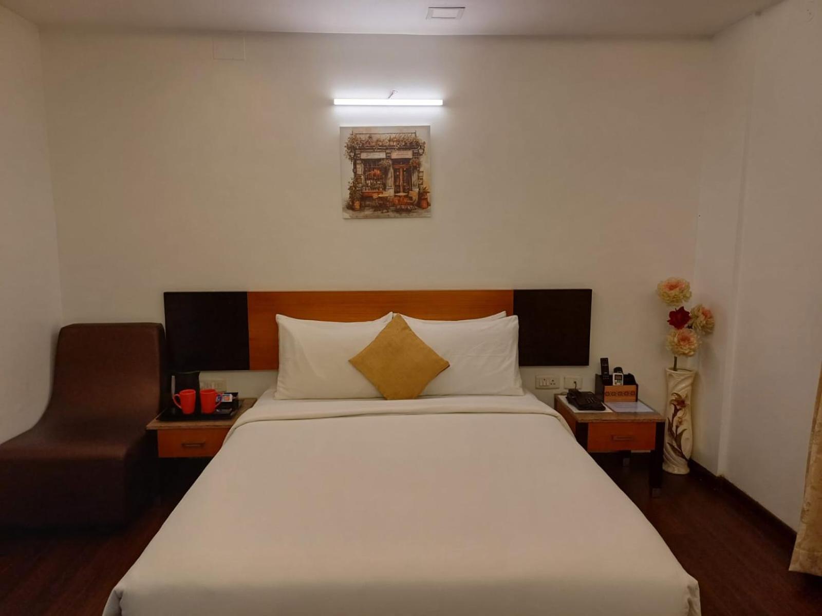 Deluxe Single Room