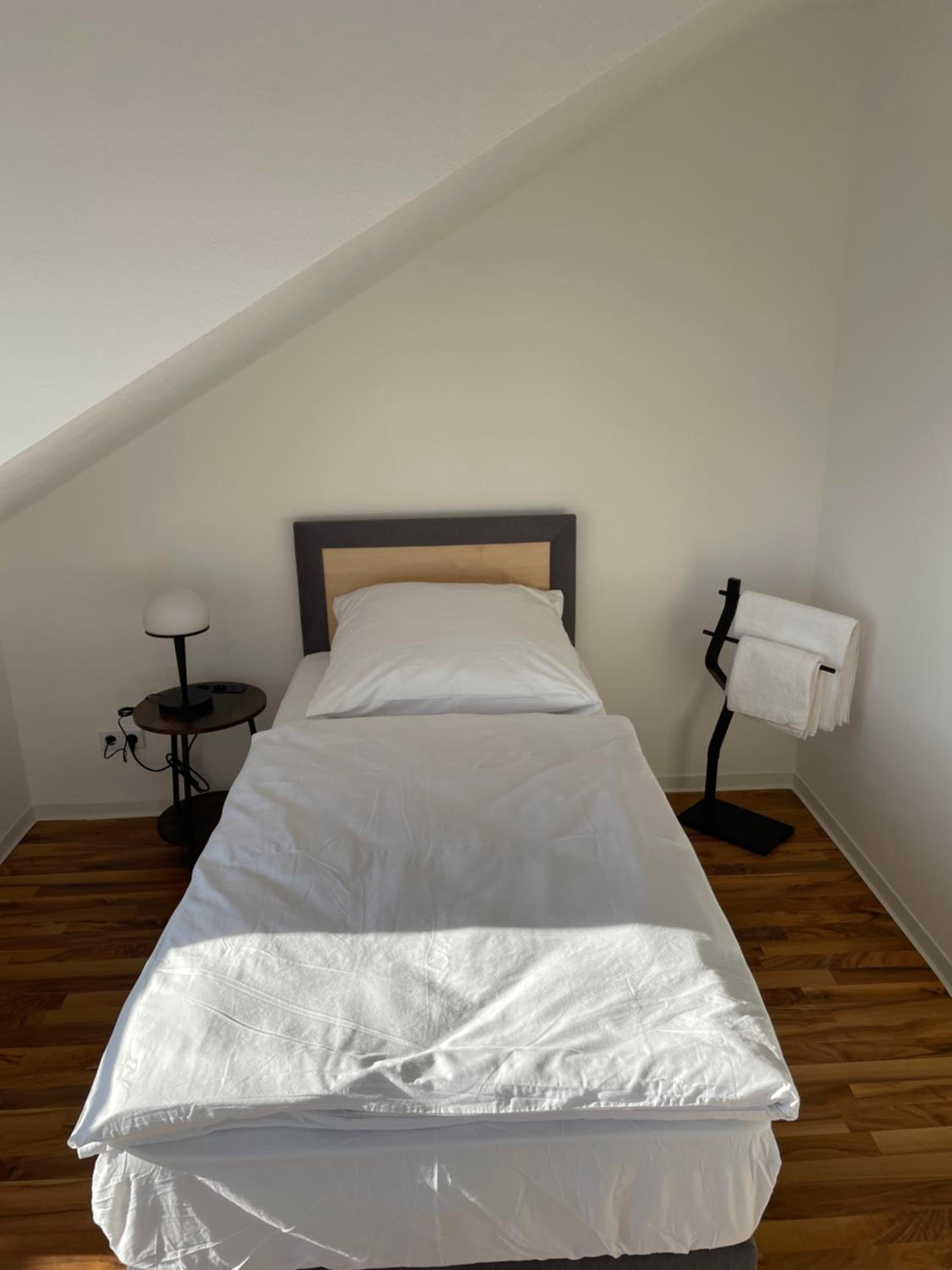 Three-Bedroom Apartment with Balcony photo 3