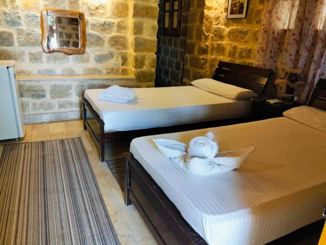 Double Room with Garden View - Photo 2