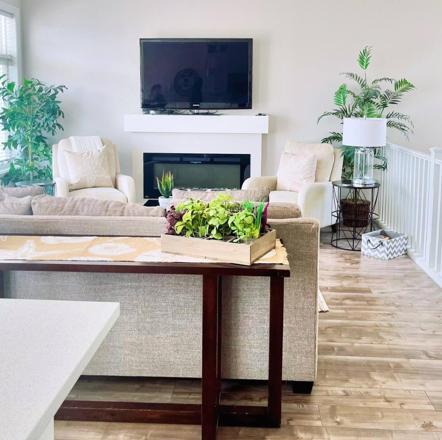 Three-Bedroom House photo 1