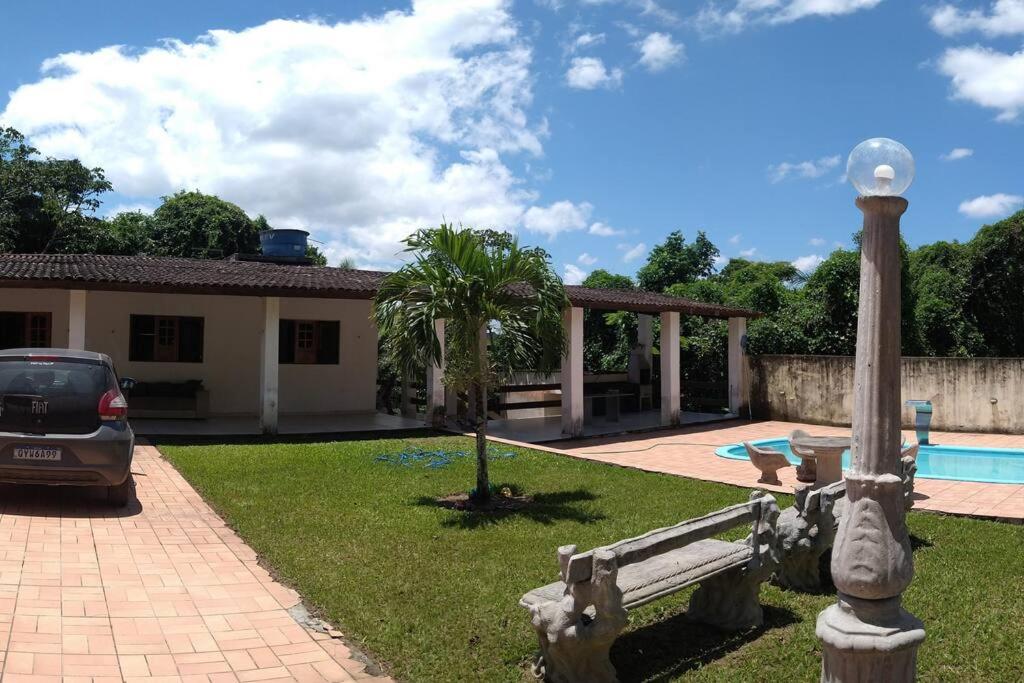 Four-Bedroom House photo 2