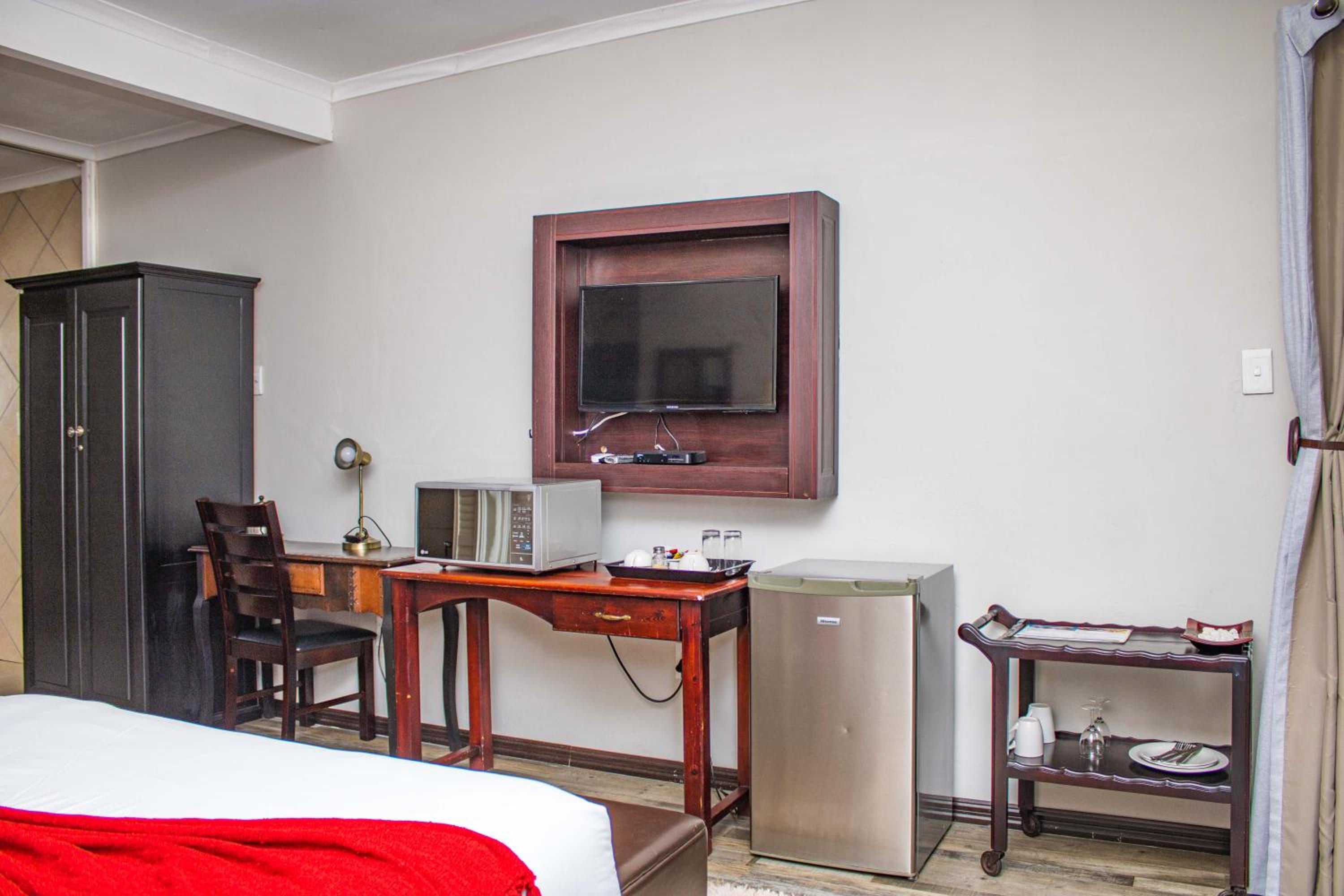Superior Double or Twin Room - Photo 2