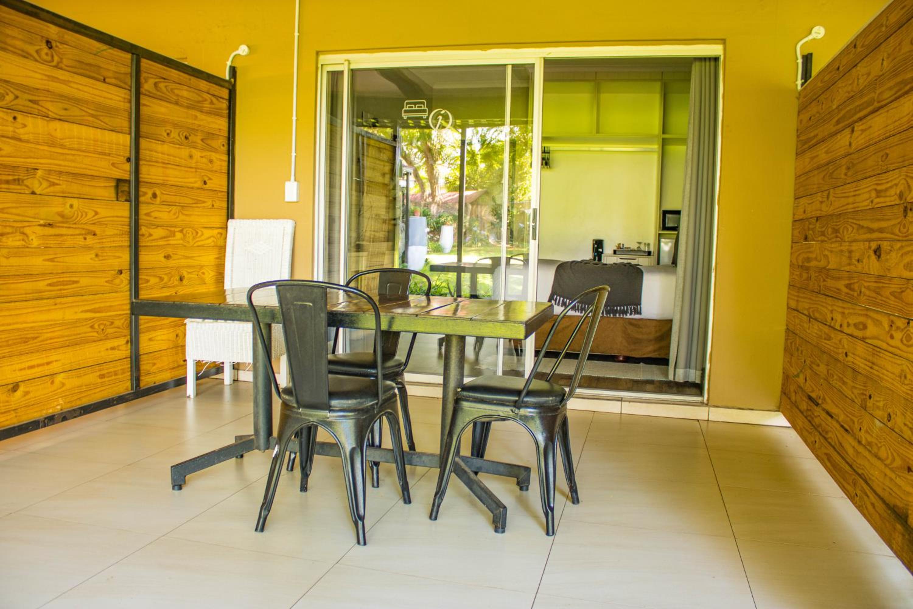 Deluxe Double or Twin Room - Photo 21