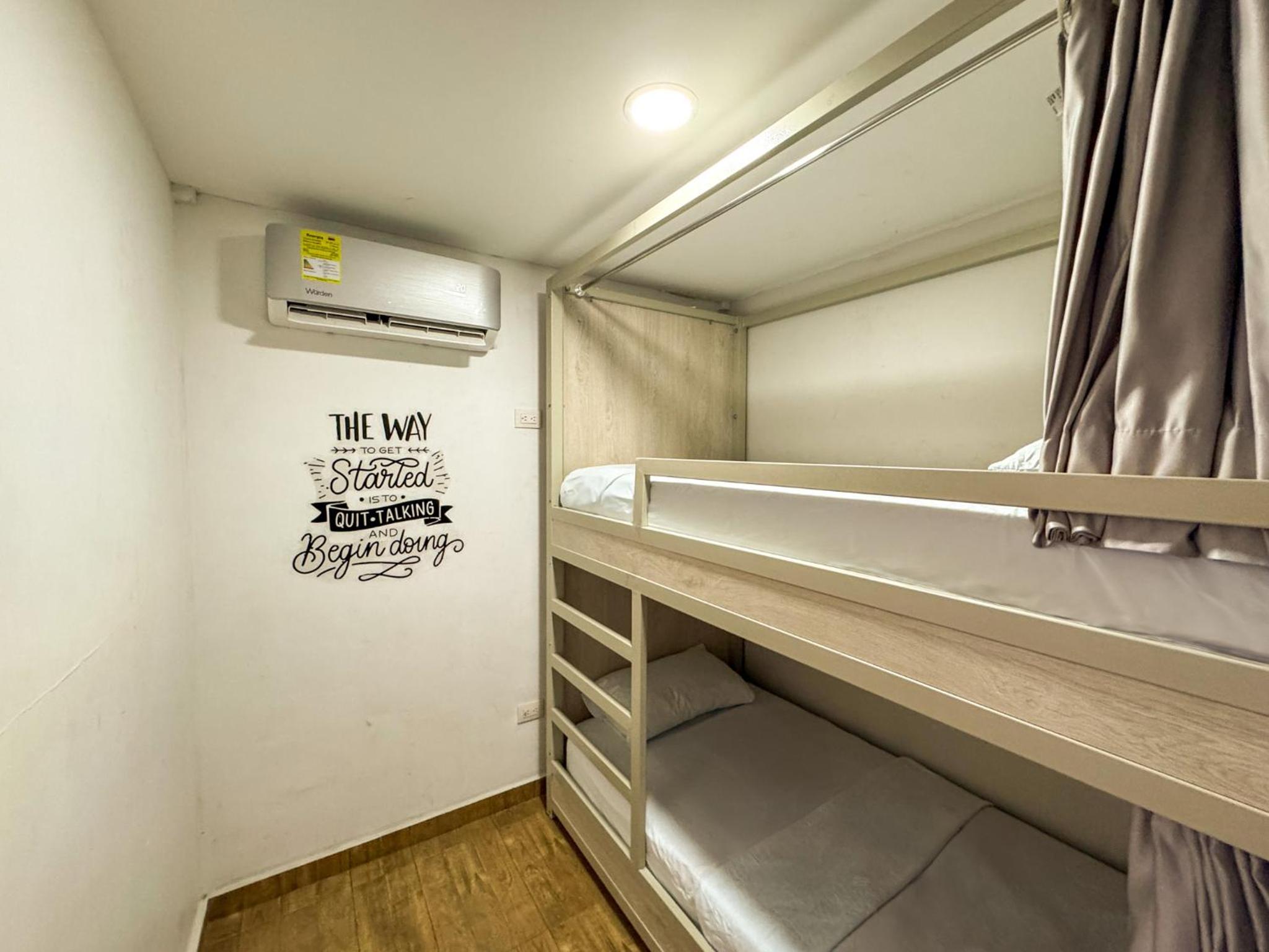 Bed in 4-Bed Female Dormitory Room photo 1