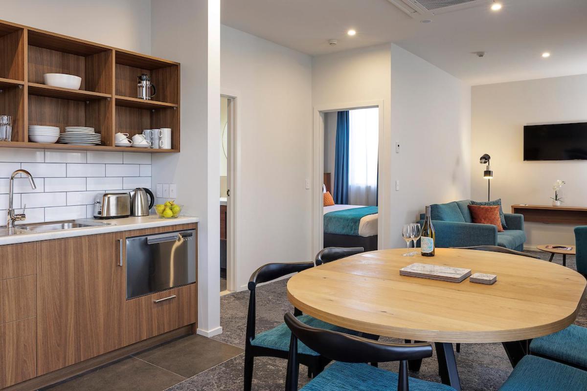 One-Bedroom Apartment - Photo 1