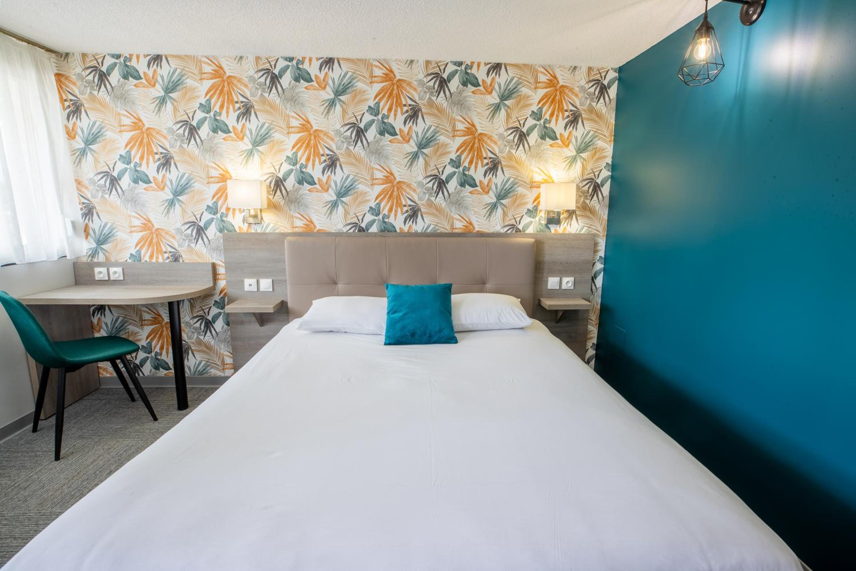 Double Room - Photo 5