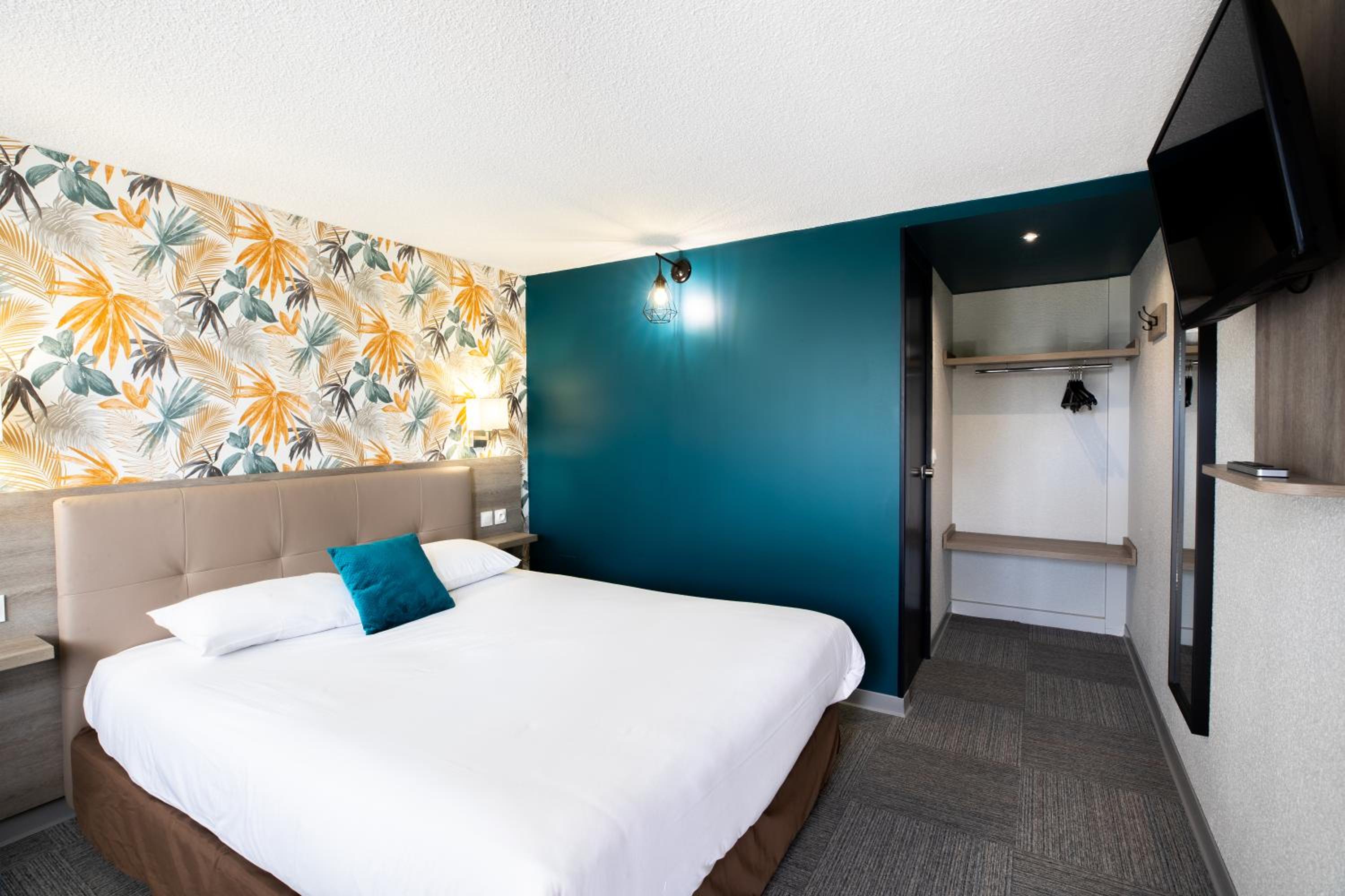 Double Room - Photo 2