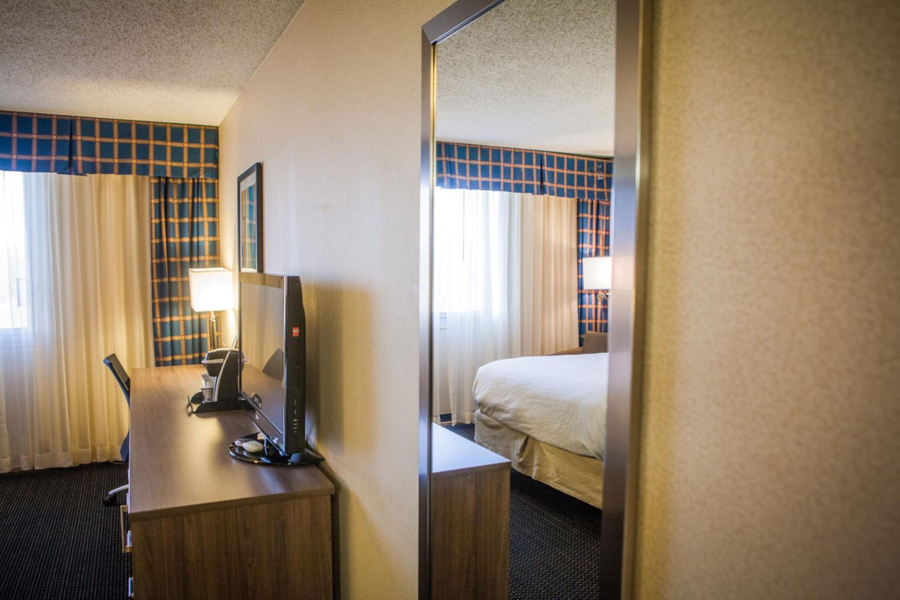 Standard King Room - Photo 1