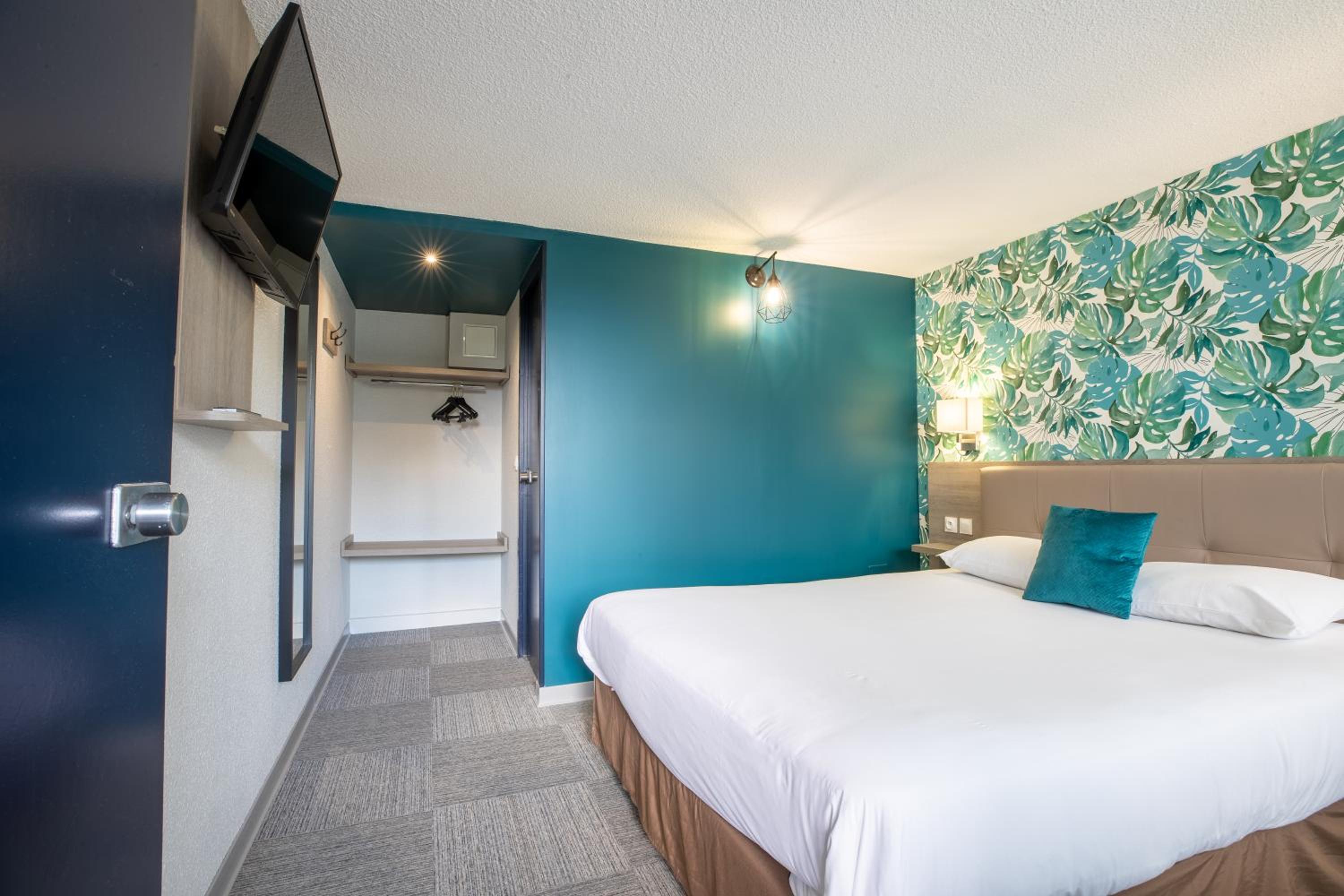 Double Room - Photo 10