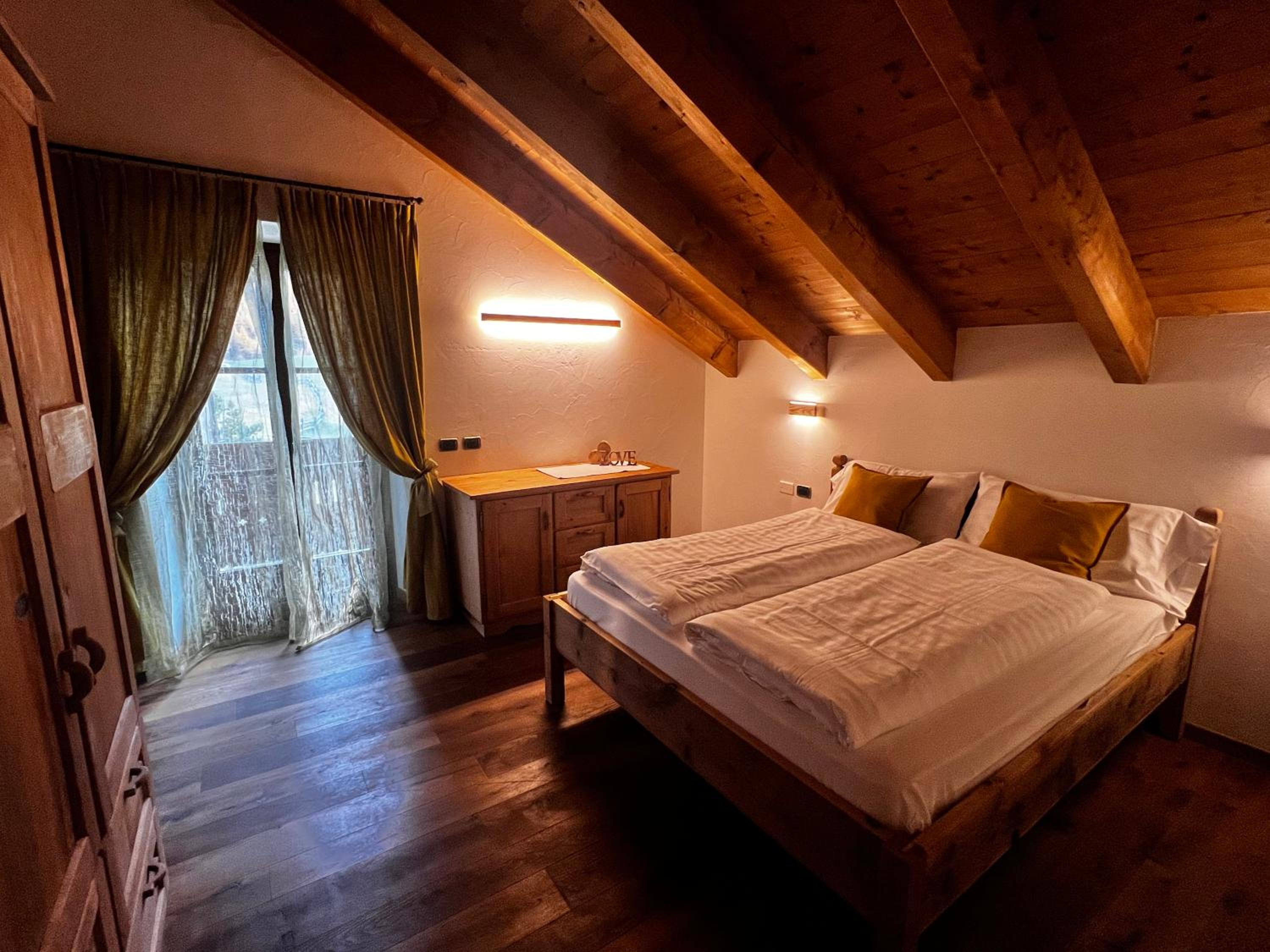 Two-Bedroom Apartment with Garden View