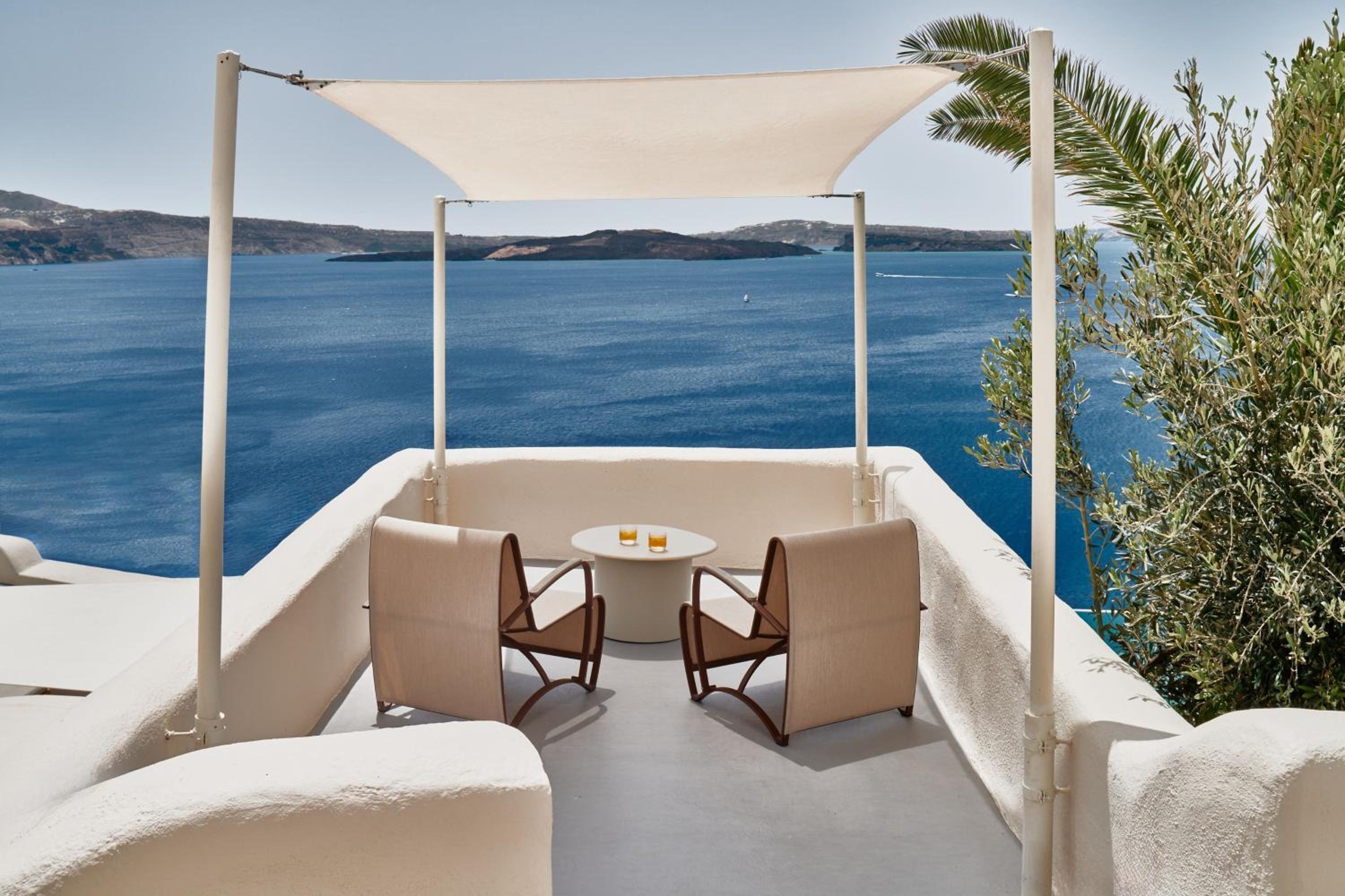 Vibrant Suite, 1 Bedroom Junior Suite, 1 King, Caldera view