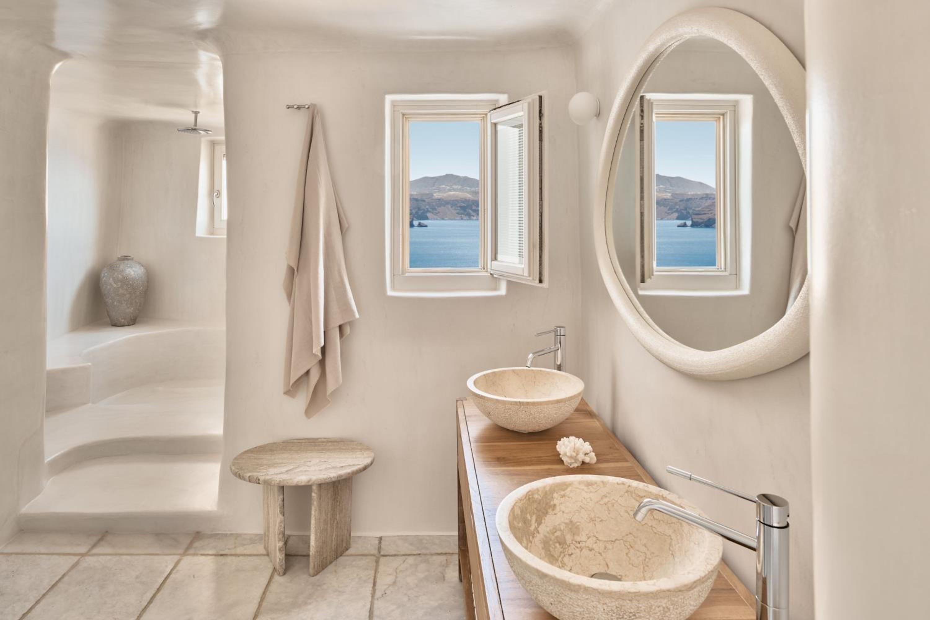 Vibrant Suite, 1 Bedroom Junior Suite, 1 King, Caldera view