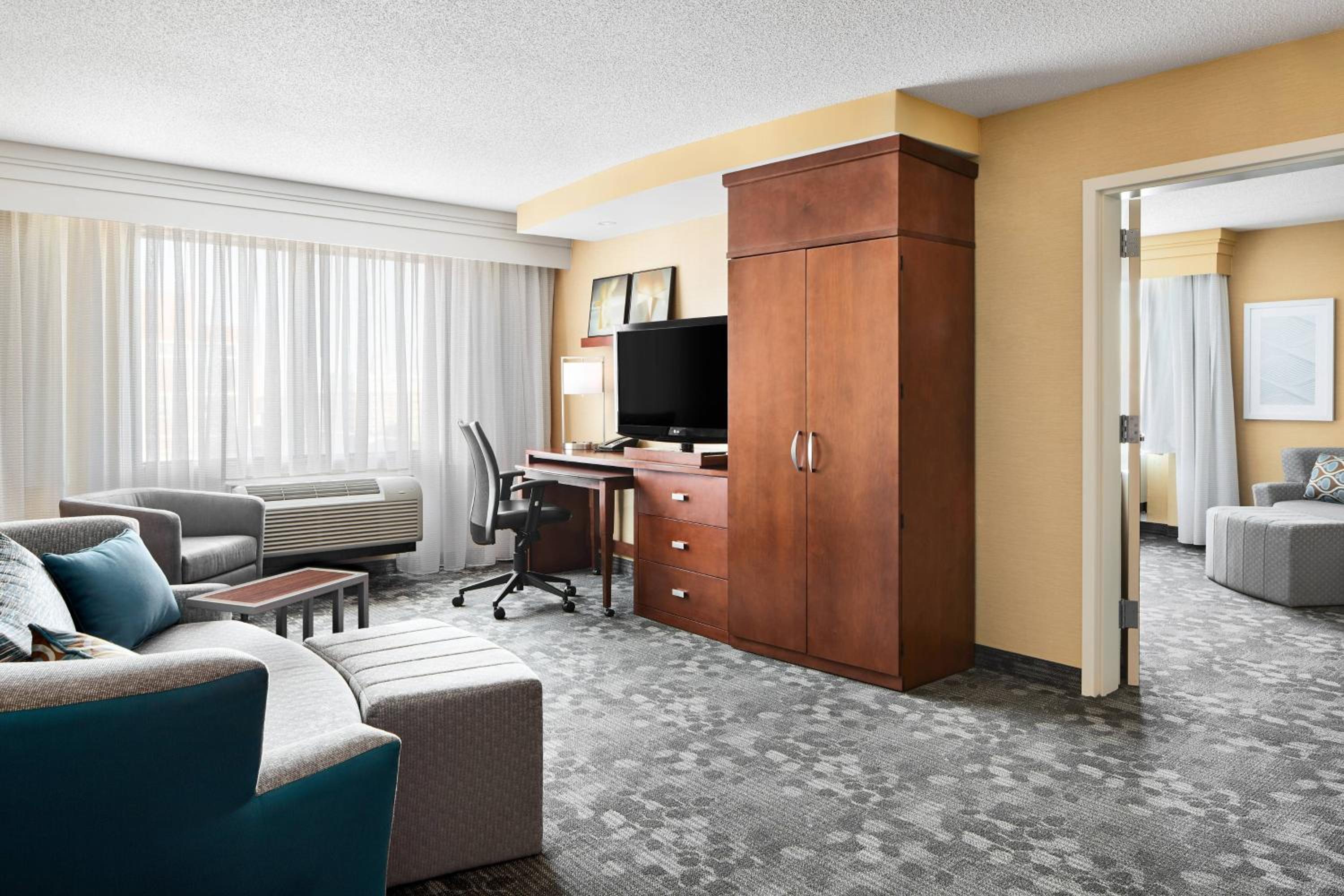 King Suite with Sofa Bed photo 1