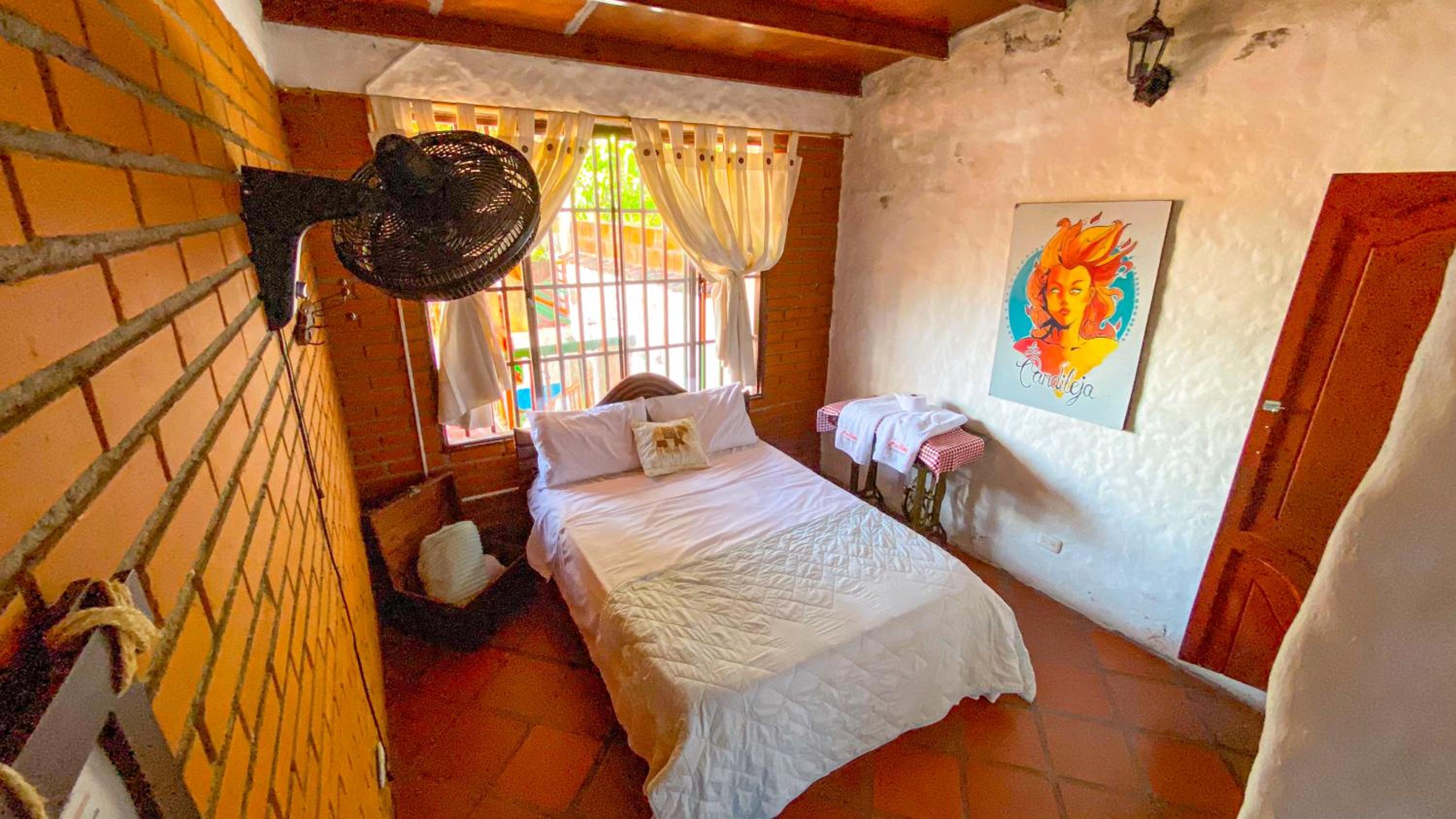 Double Room with Private Bathroom photo 1