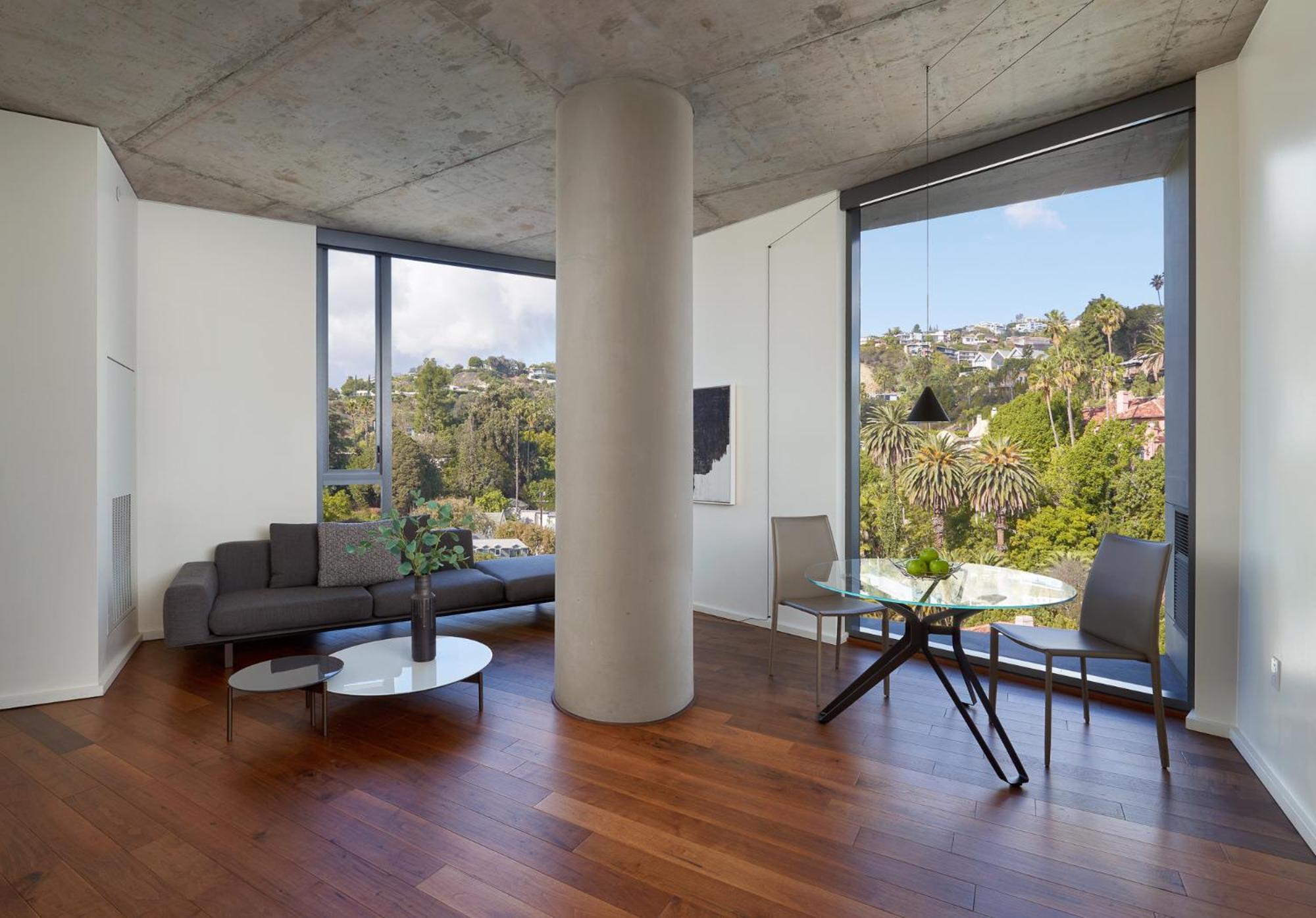 One Bedroom Sunset Suite - Accessible