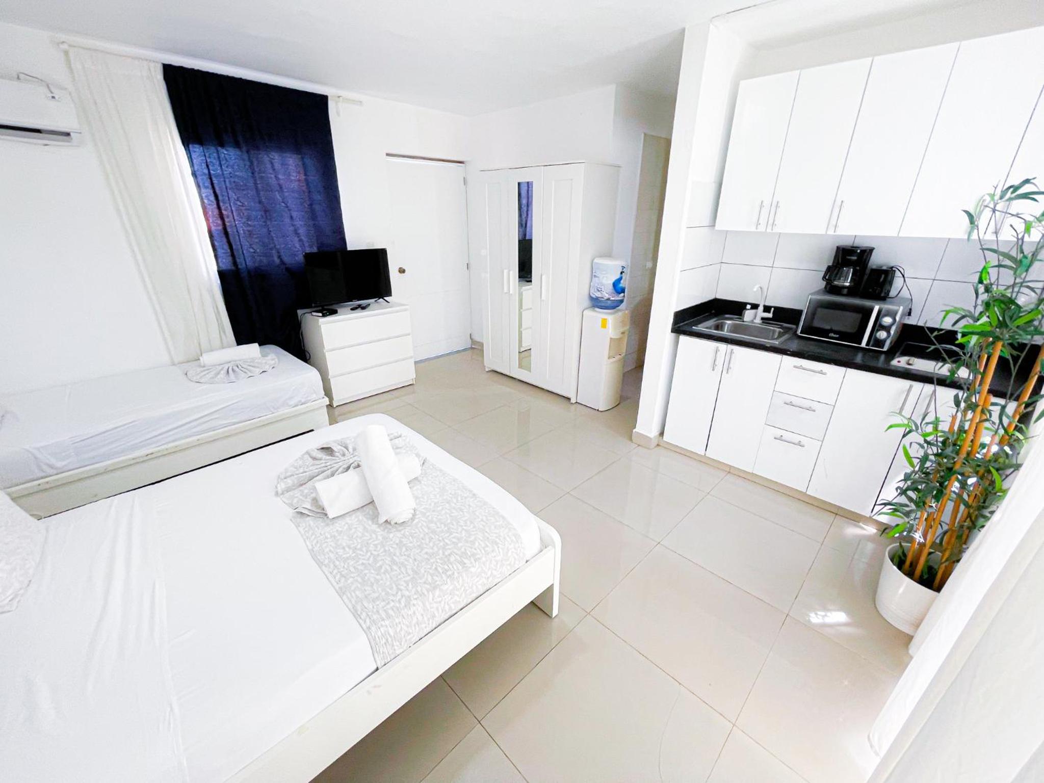豪华大床房工作室