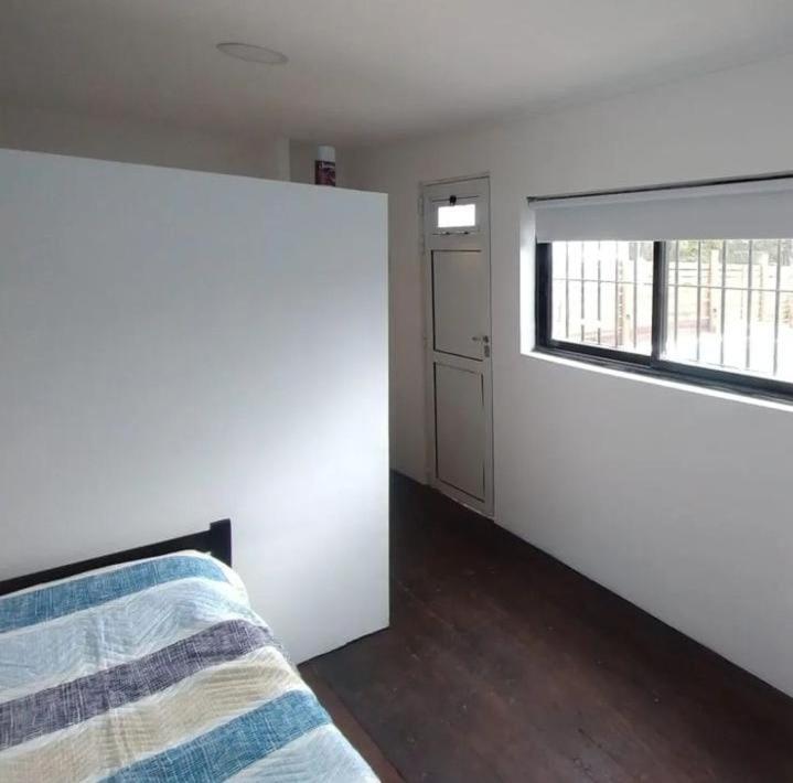 One-Bedroom House photo 2