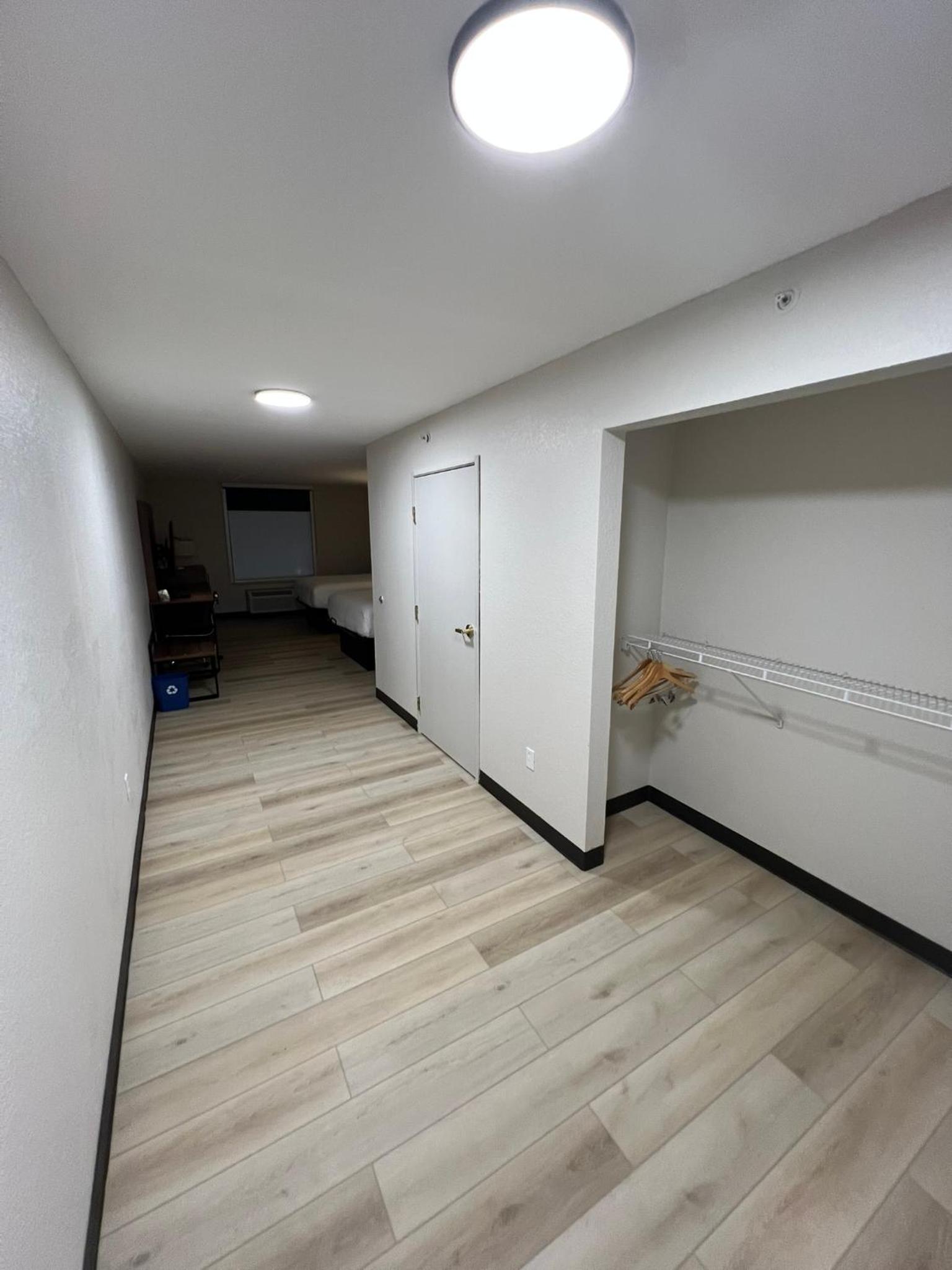 Queen Room with Tow Queen Beds, Mobility Access and Bathtub with Grab Bars, Non-Smoking - Photo 1