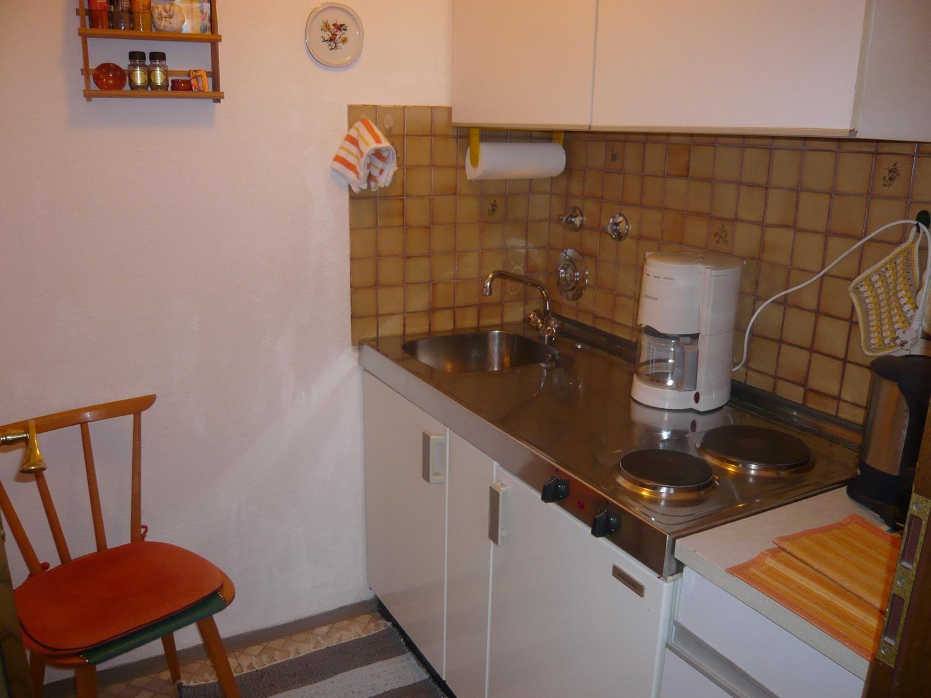 Apartment 5 photo 2