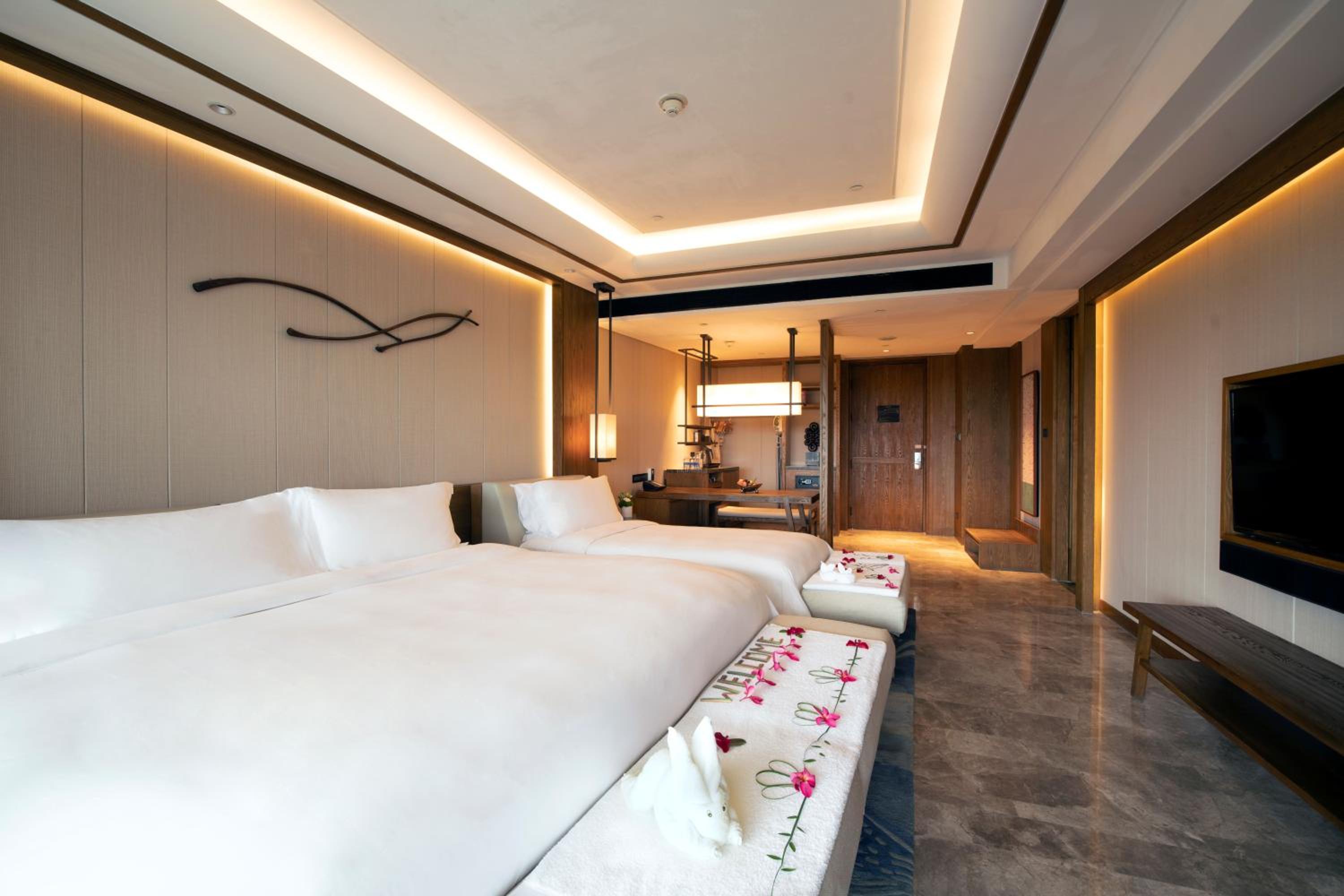 Classic Room with One King and One Single Bed