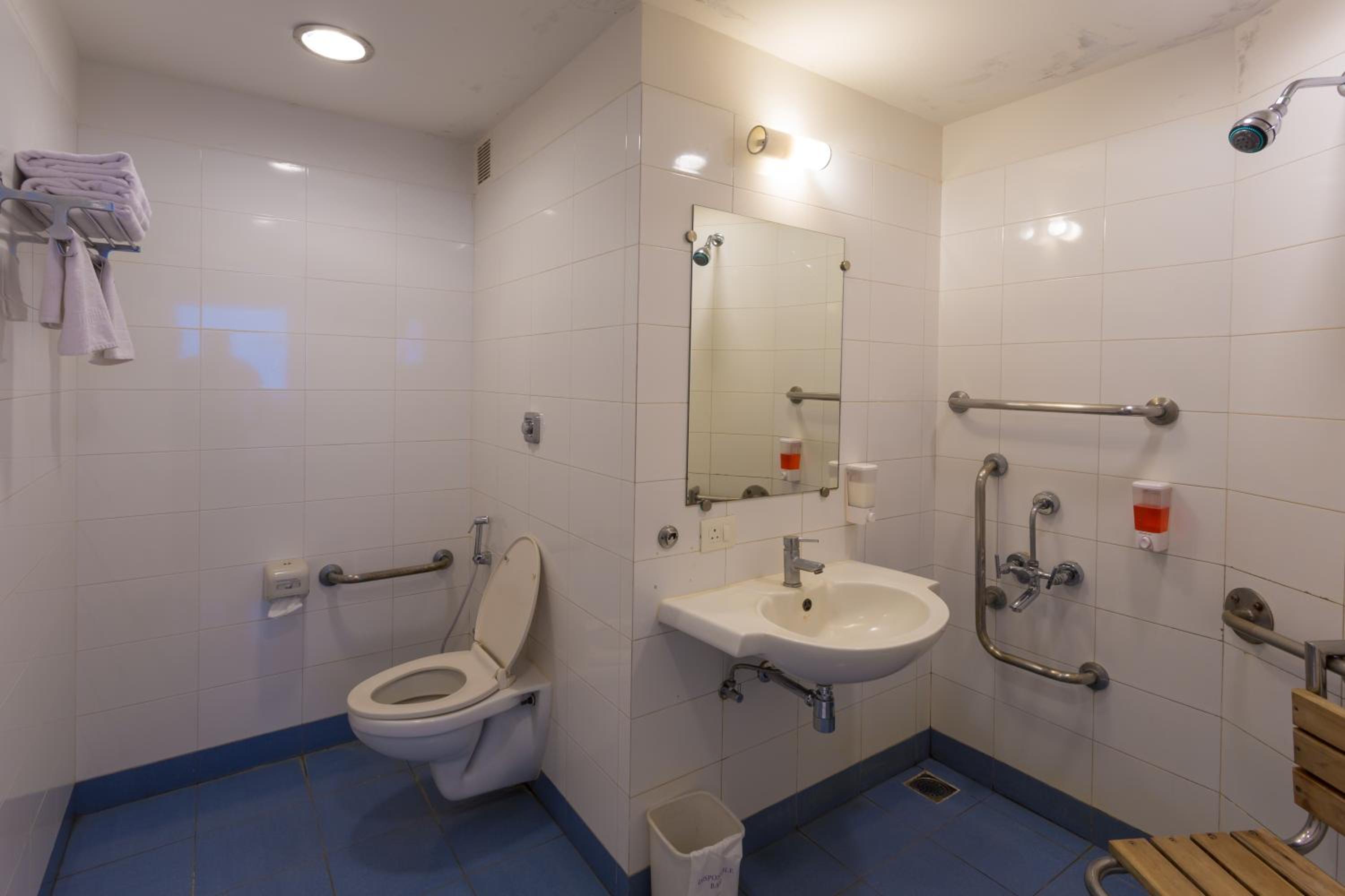 Superior Twin Room - Photo 7